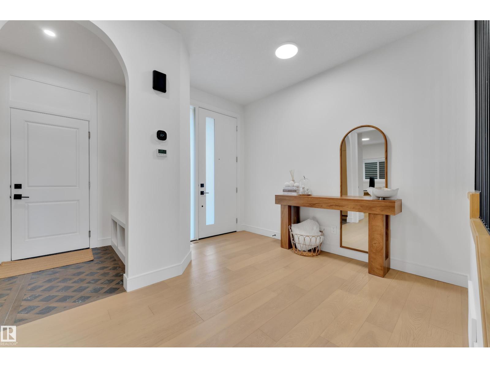 8922 Mayday Wy Sw Property Photo 4