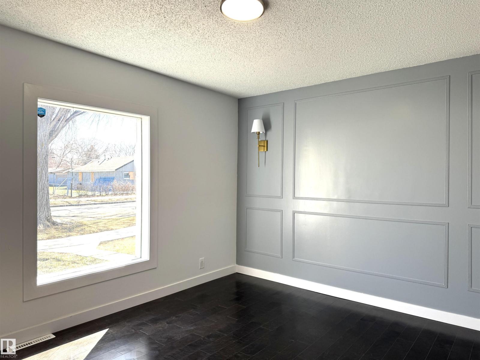 12948 116 St Nw Property Photo 2