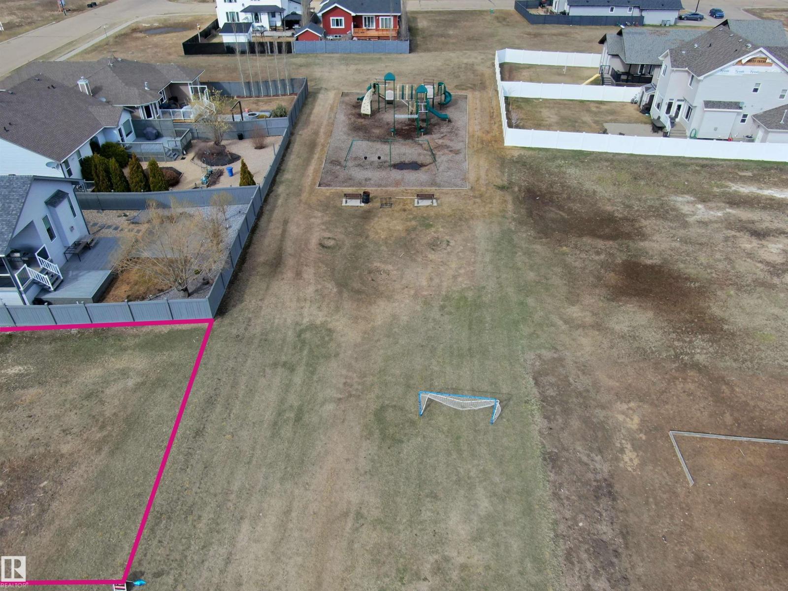 15 Whitetail Dr Property Photo 4