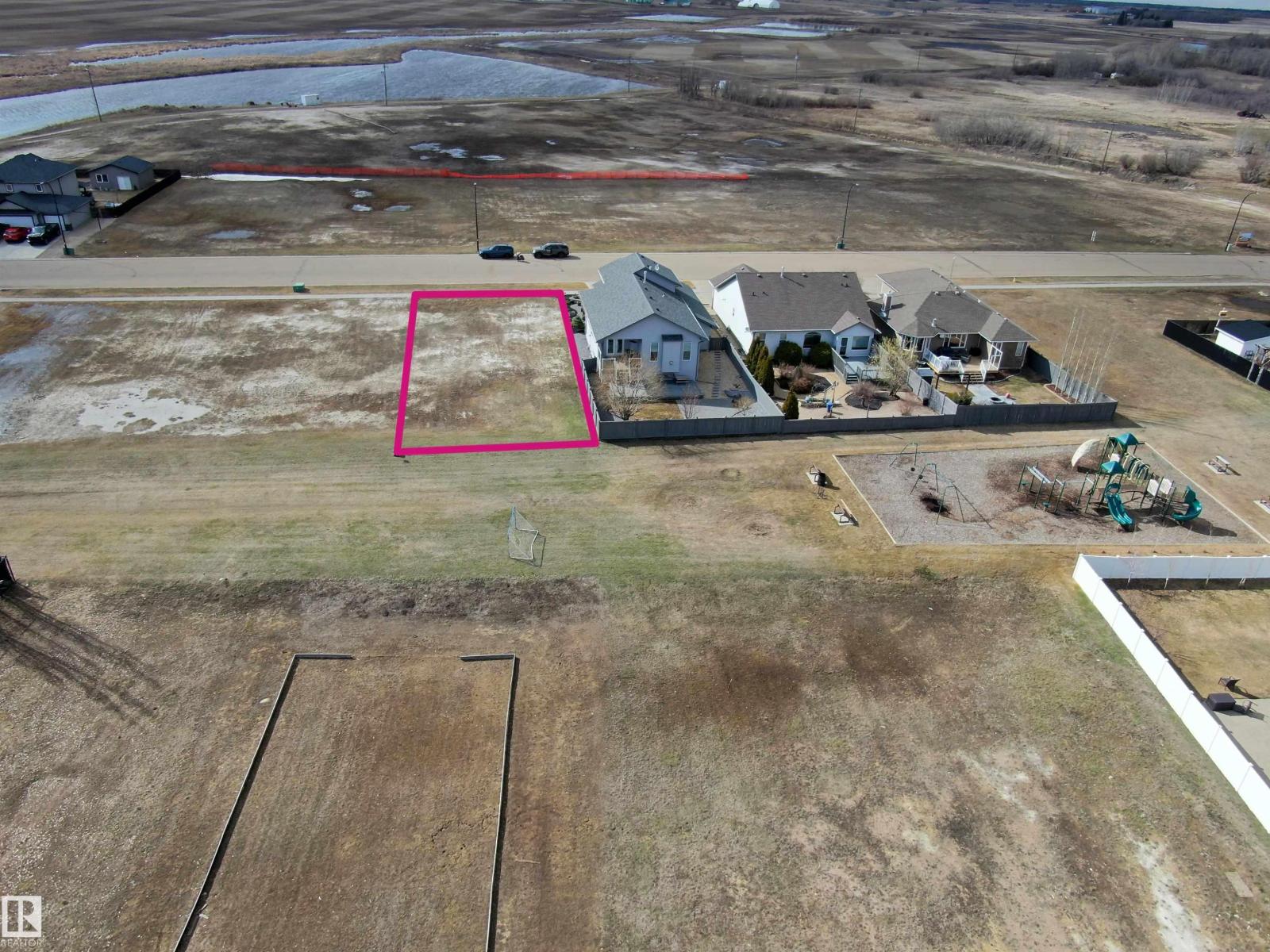 15 Whitetail Dr Property Photo 6