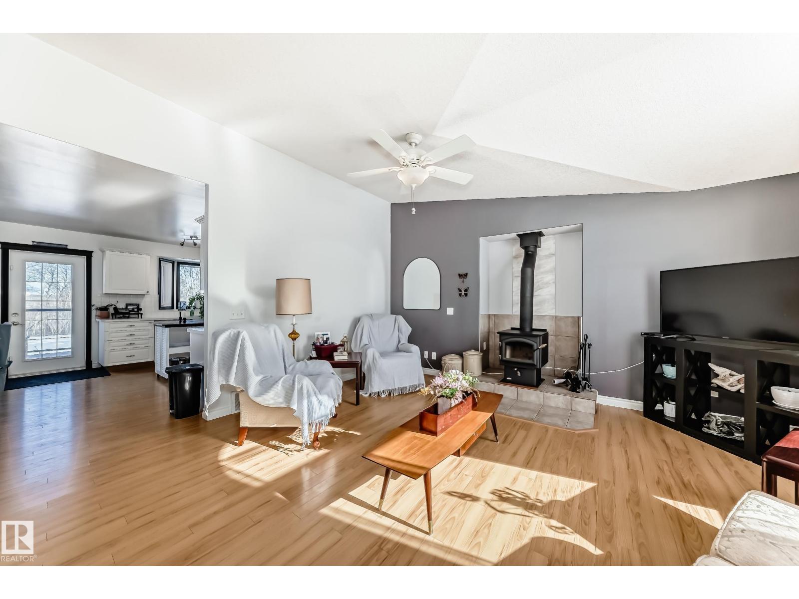 #8 54514 Rr12 Property Photo 12
