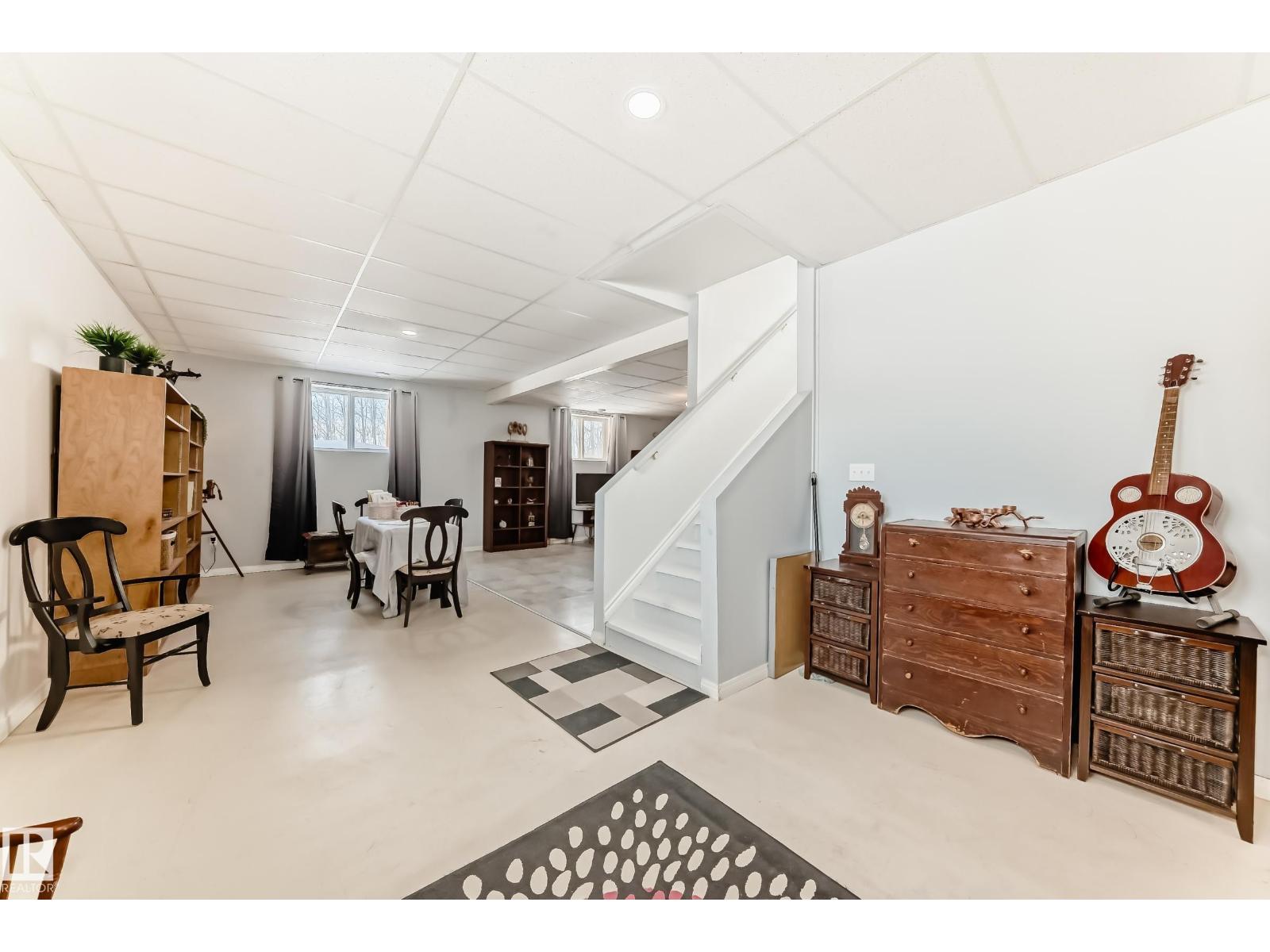 #8 54514 Rr12 Property Photo 27