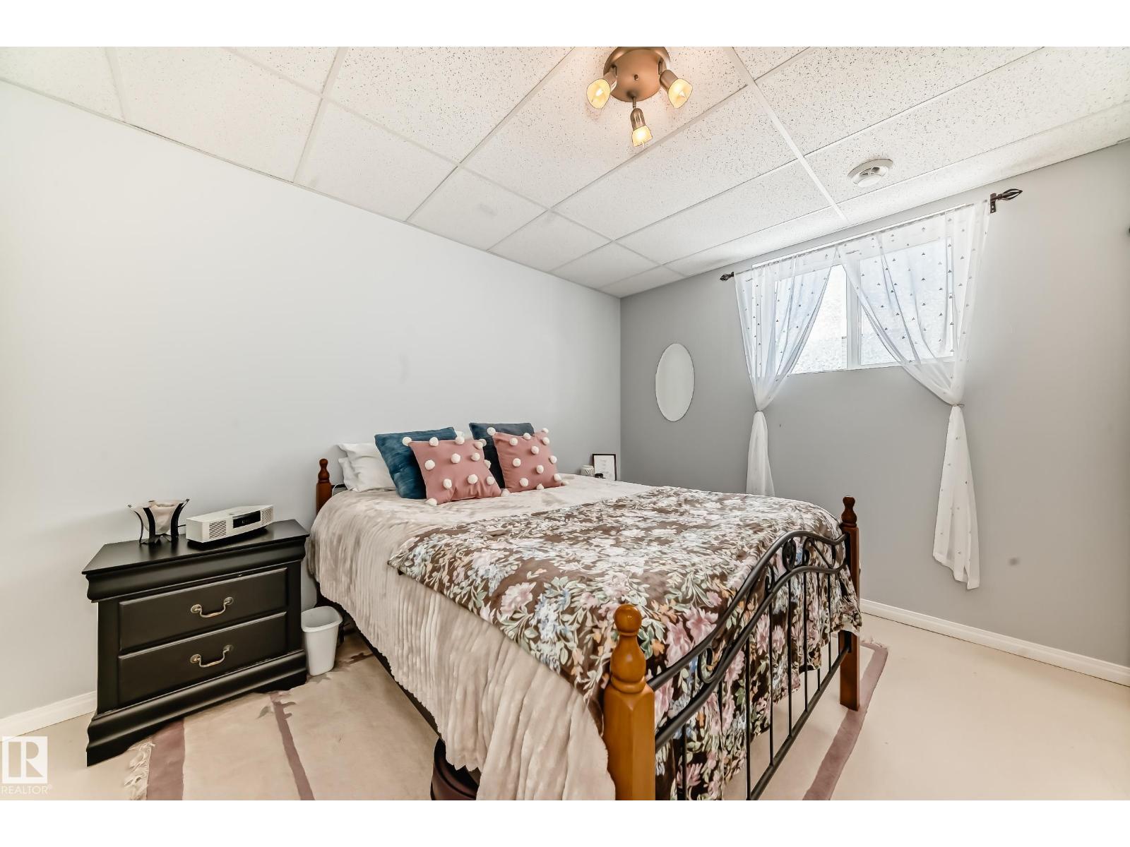 #8 54514 Rr12 Property Photo 30