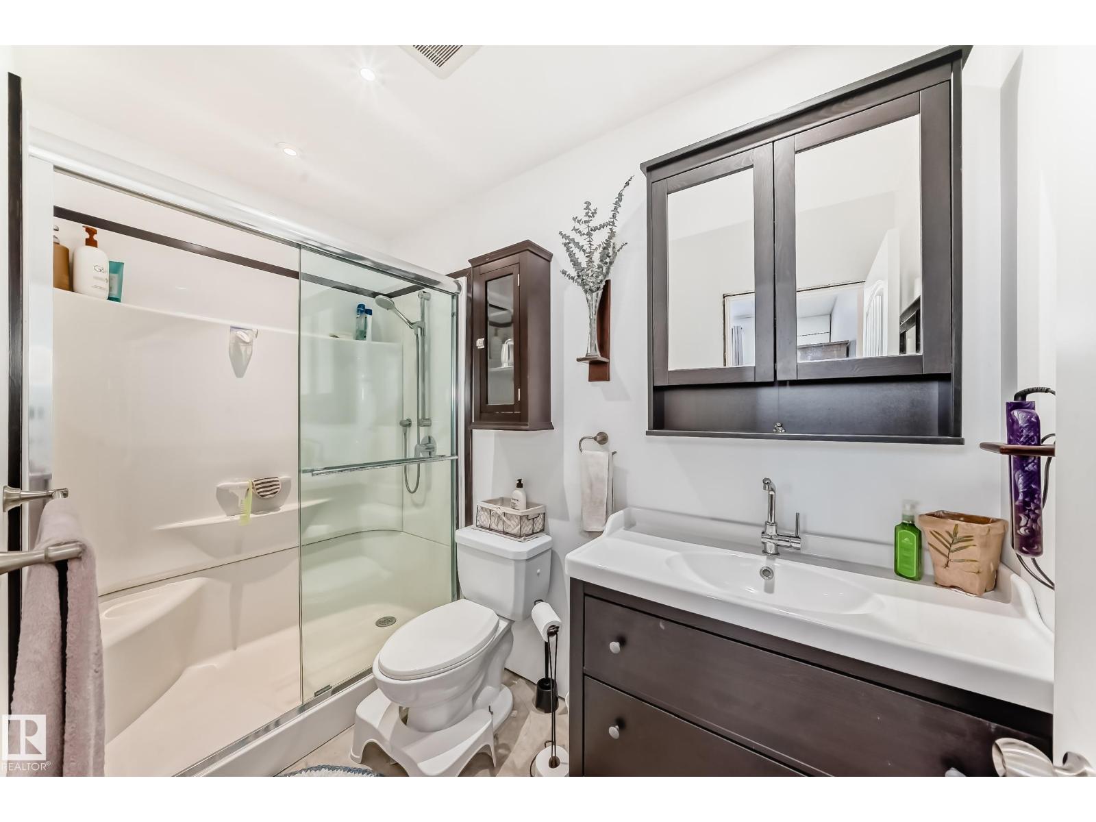 #8 54514 Rr12 Property Photo 31