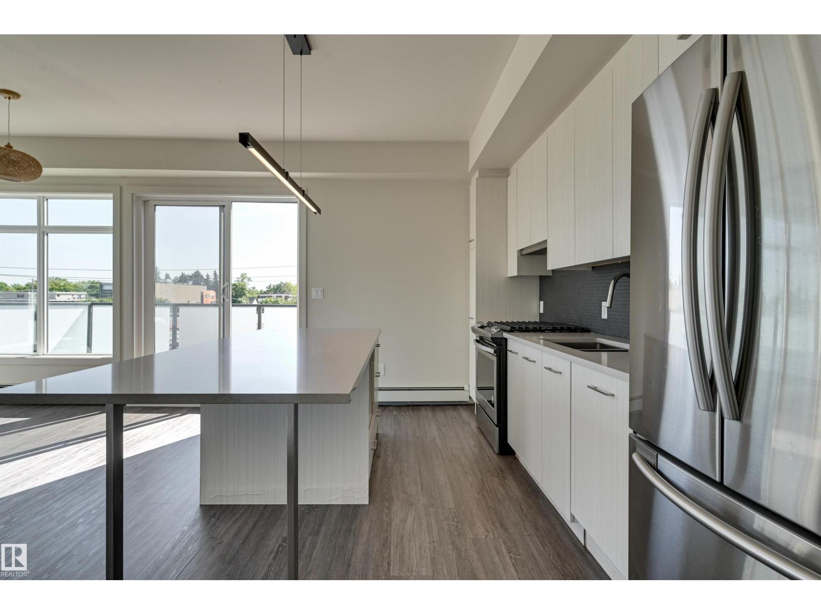 #403 10837 83 Av Nw Nw Property Photo 15