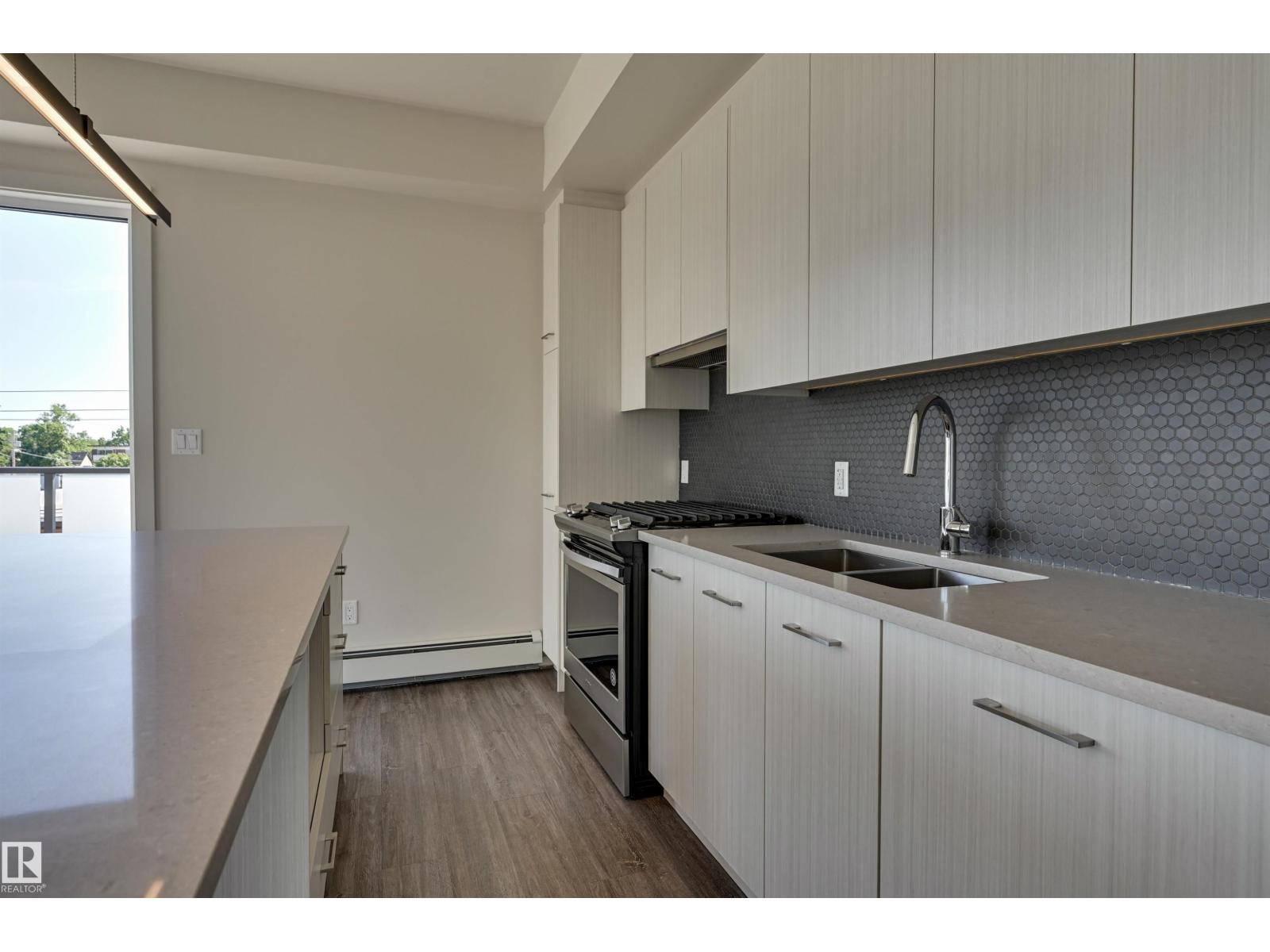 #403 10837 83 Av Nw Nw Property Photo 16