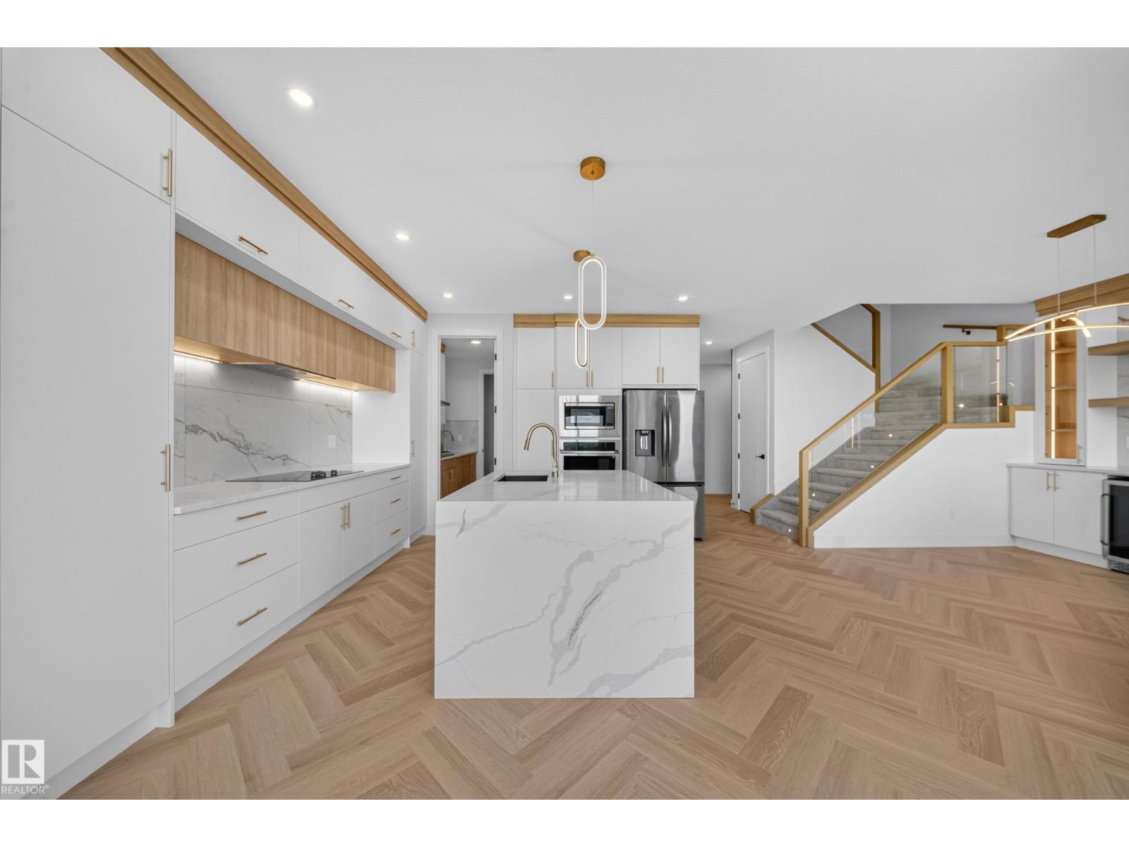 1604 64 Ave Ne Property Photo 13