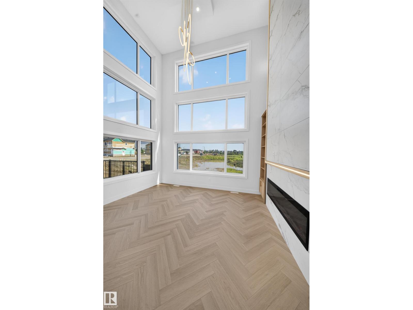 1604 64 Ave Ne Property Photo 18