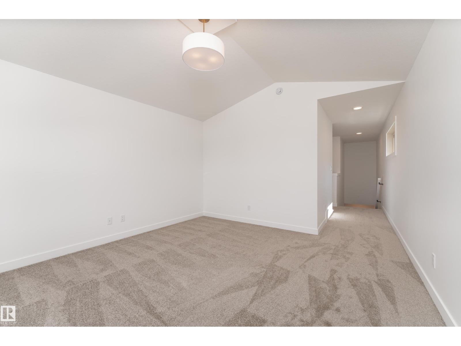 12 Gable Cm Property Photo 29