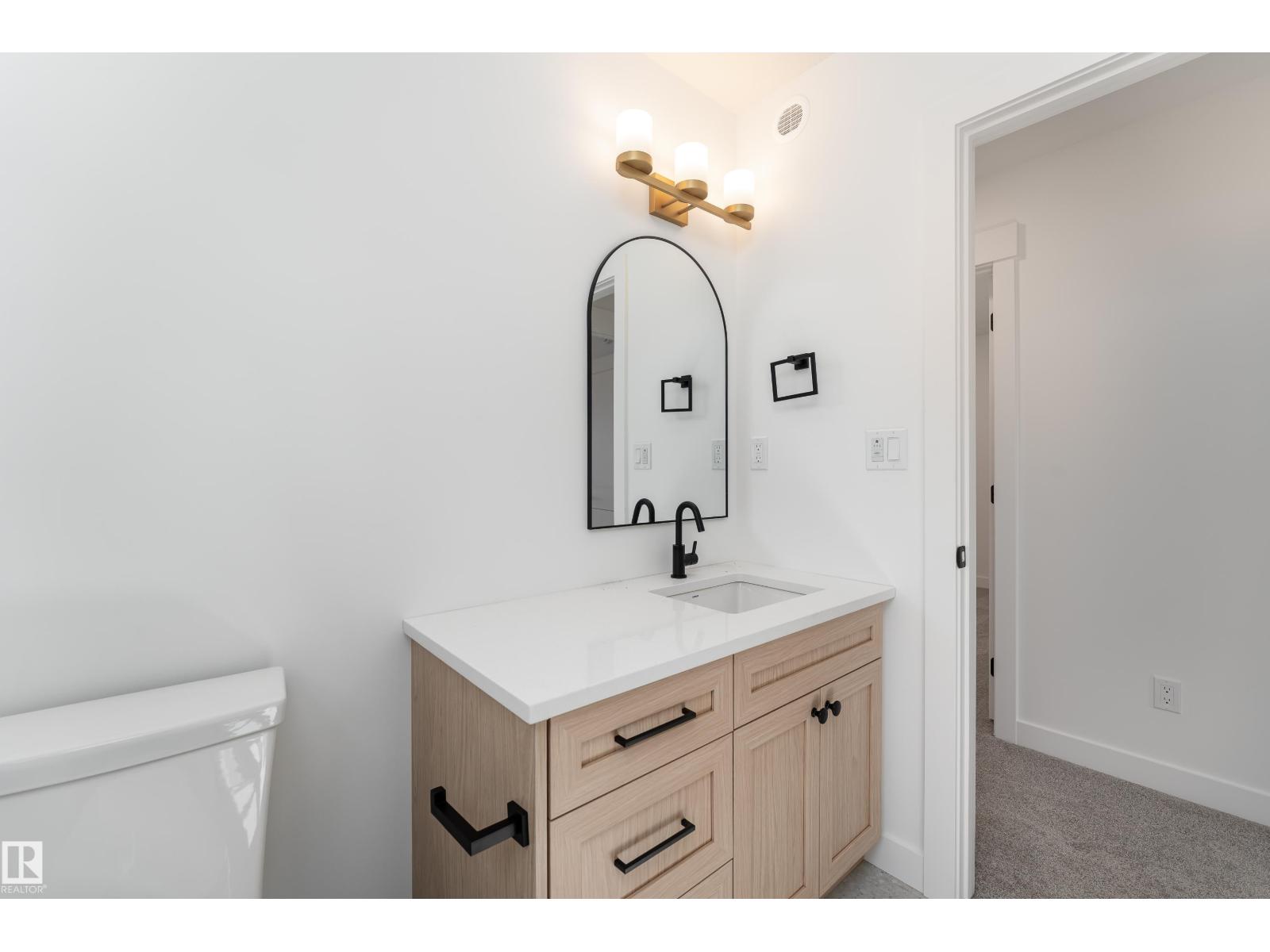 12 Gable Cm Property Photo 35
