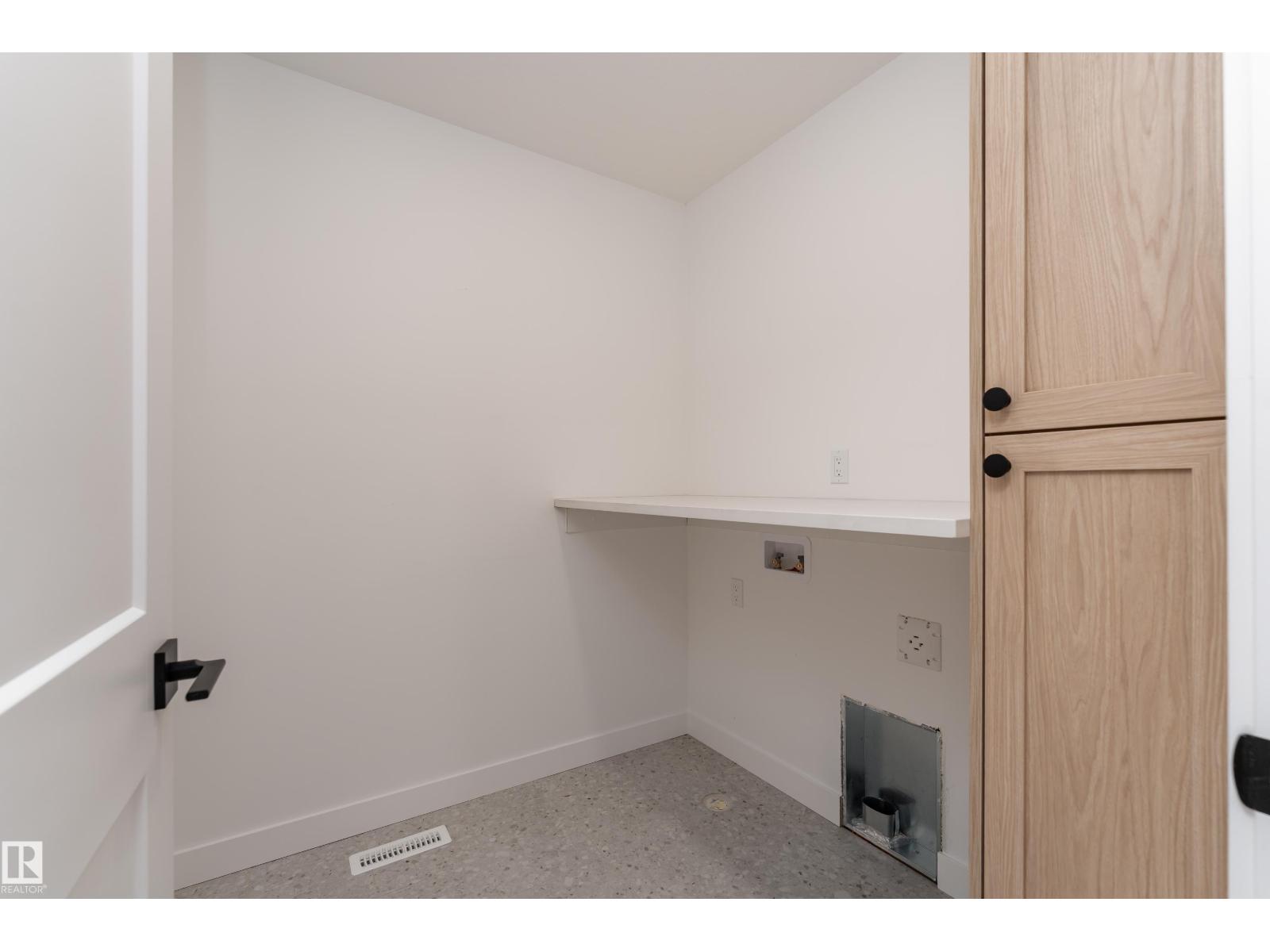 12 Gable Cm Property Photo 36