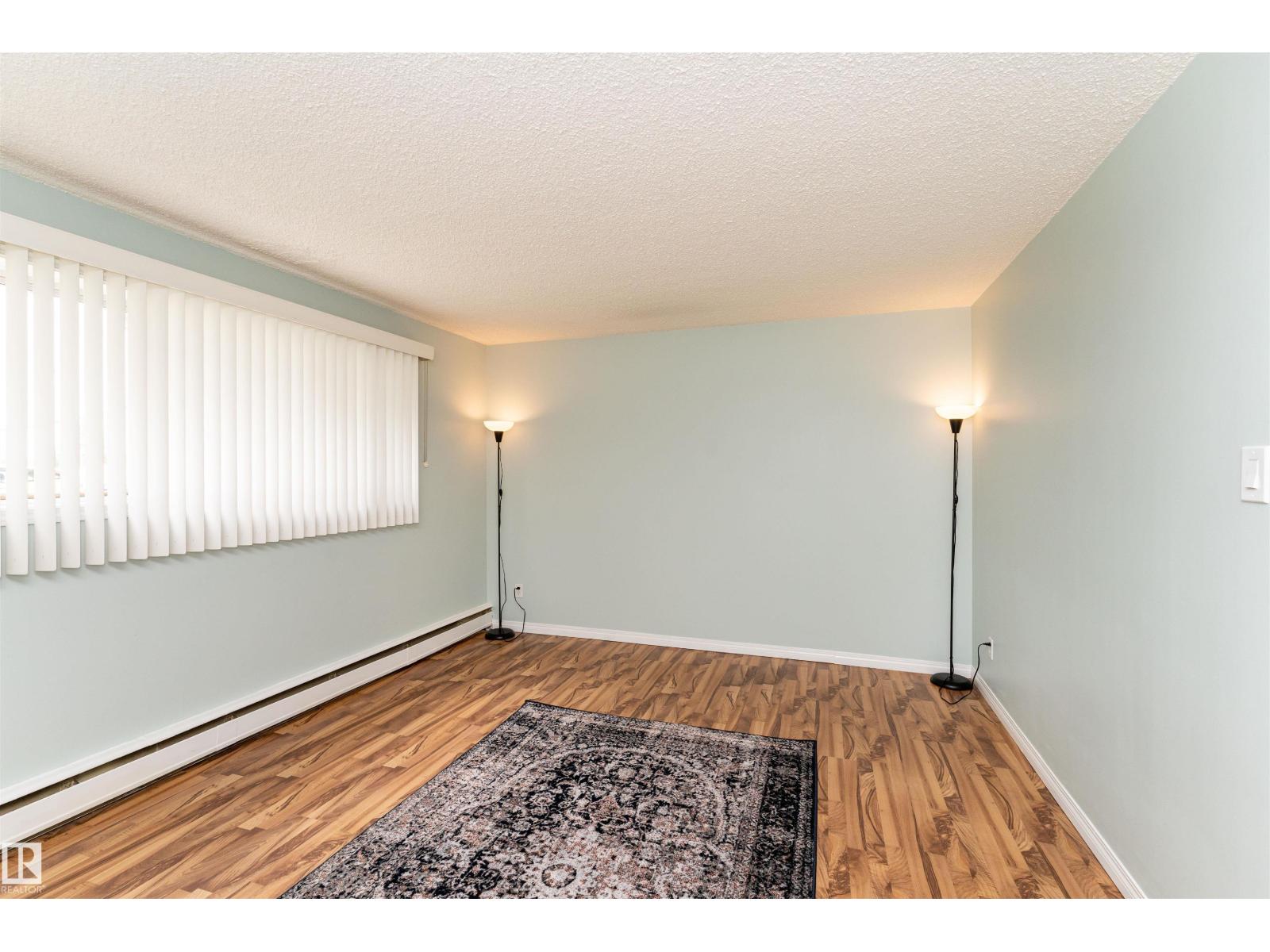 #5 8807 101 St Nw Property Photo 16