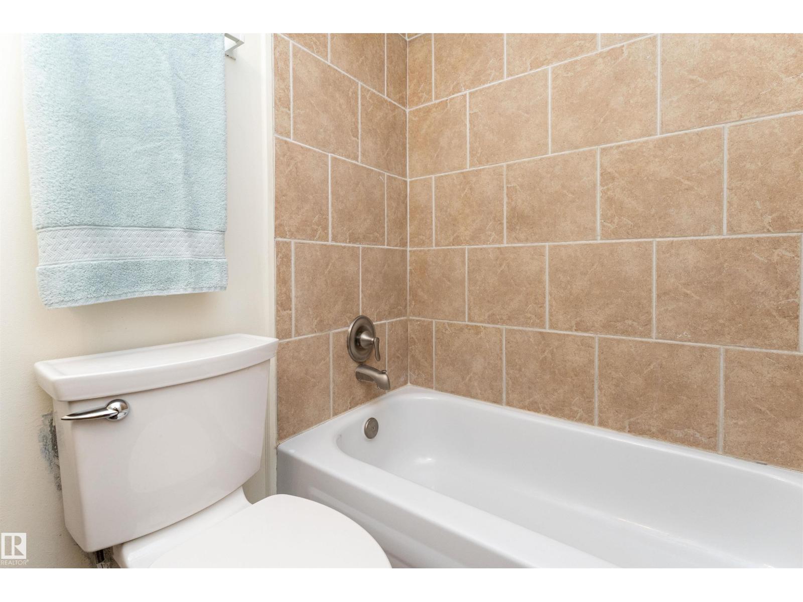 #5 8807 101 St Nw Property Photo 37