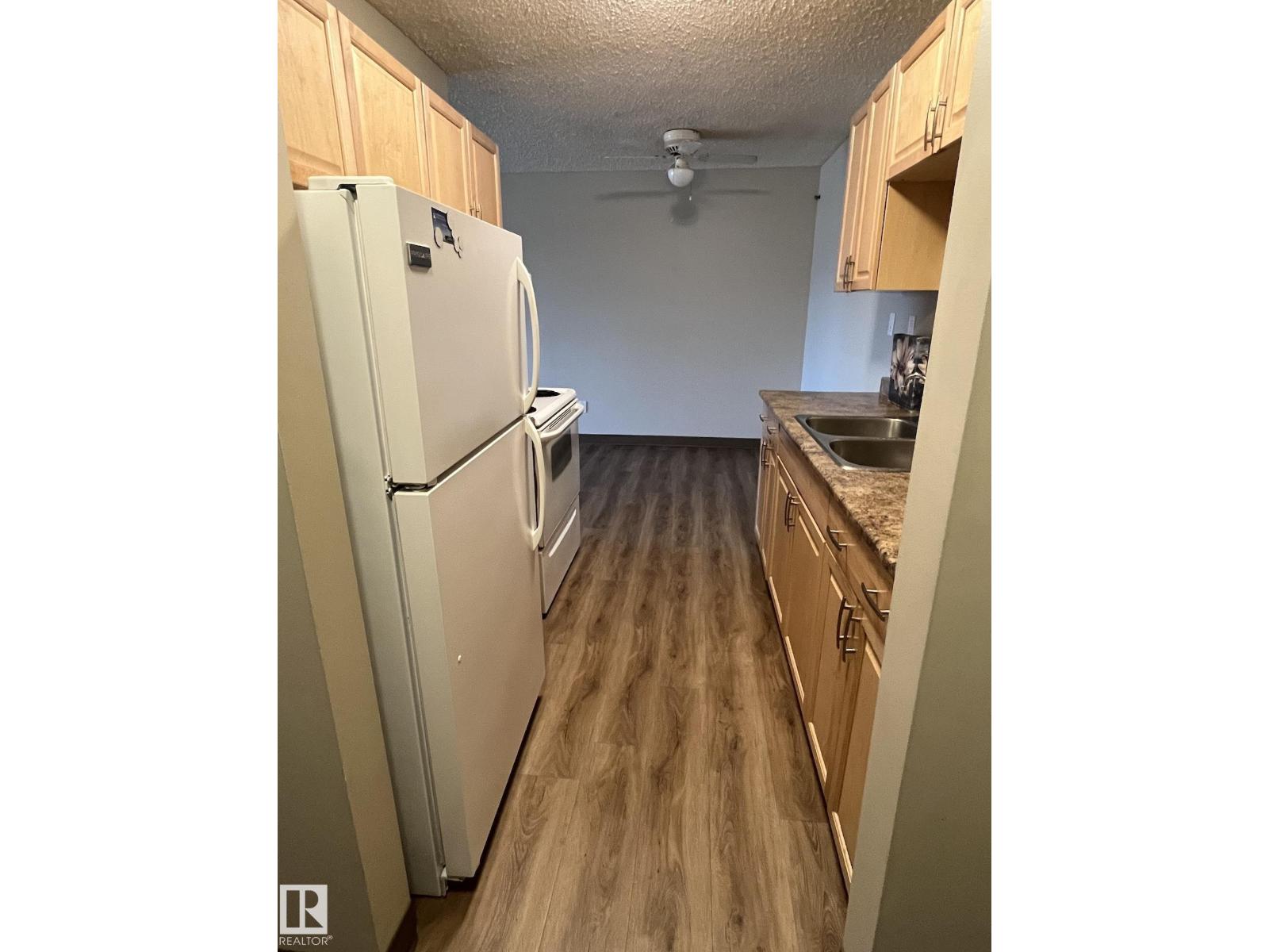 #205 51 Brown St Property Photo 6