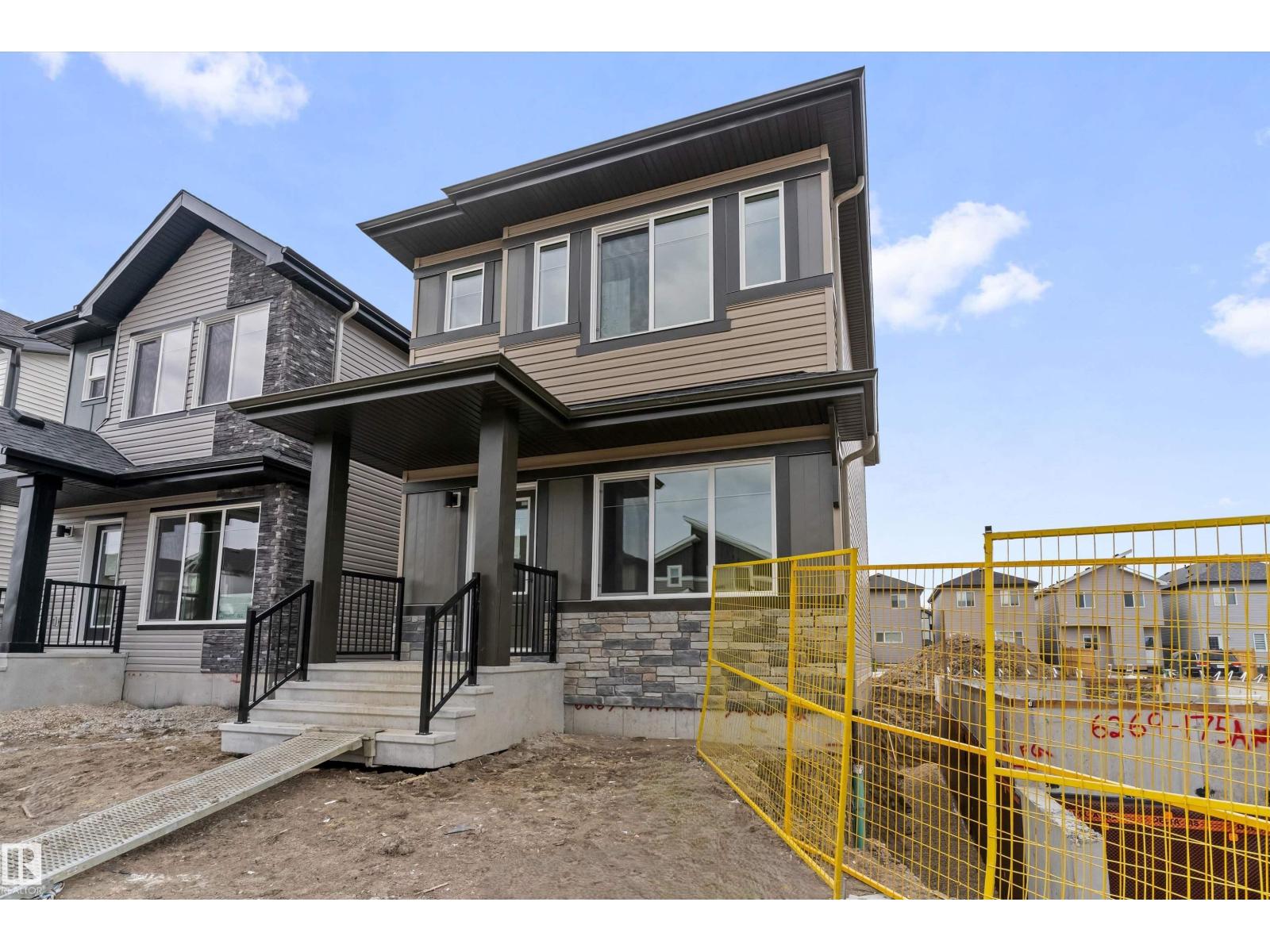 6265 175a Av Nw Property Photo 2
