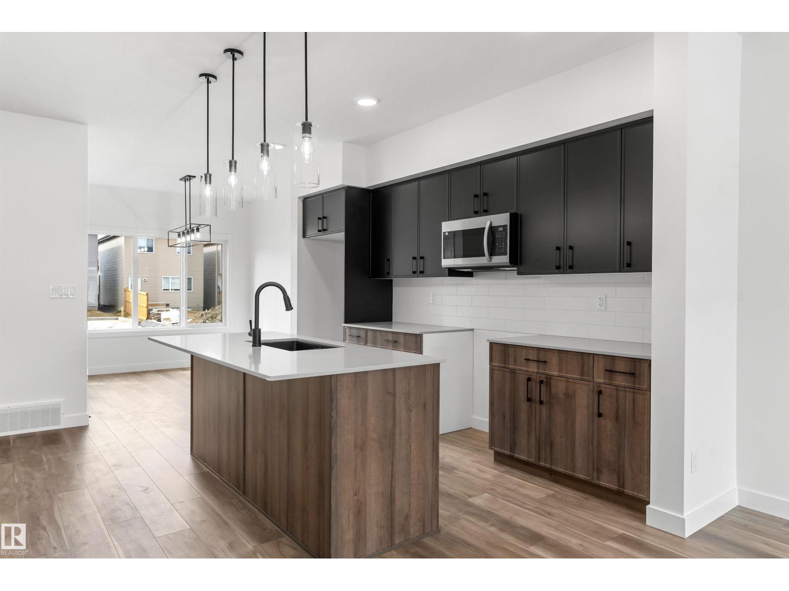 6265 175a Av Nw Property Photo 14