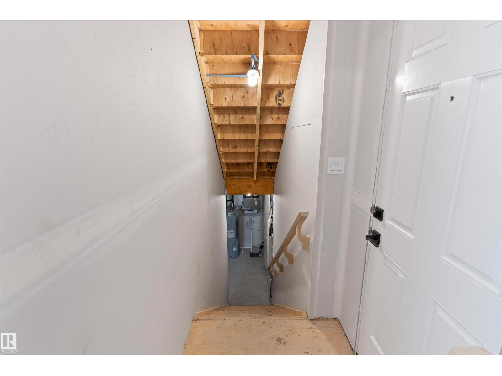 6265 175a Av Nw Property Photo 35