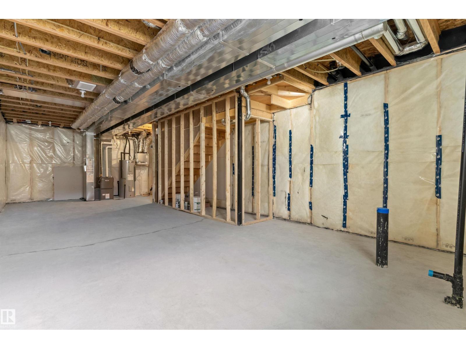 6265 175a Av Nw Property Photo 37
