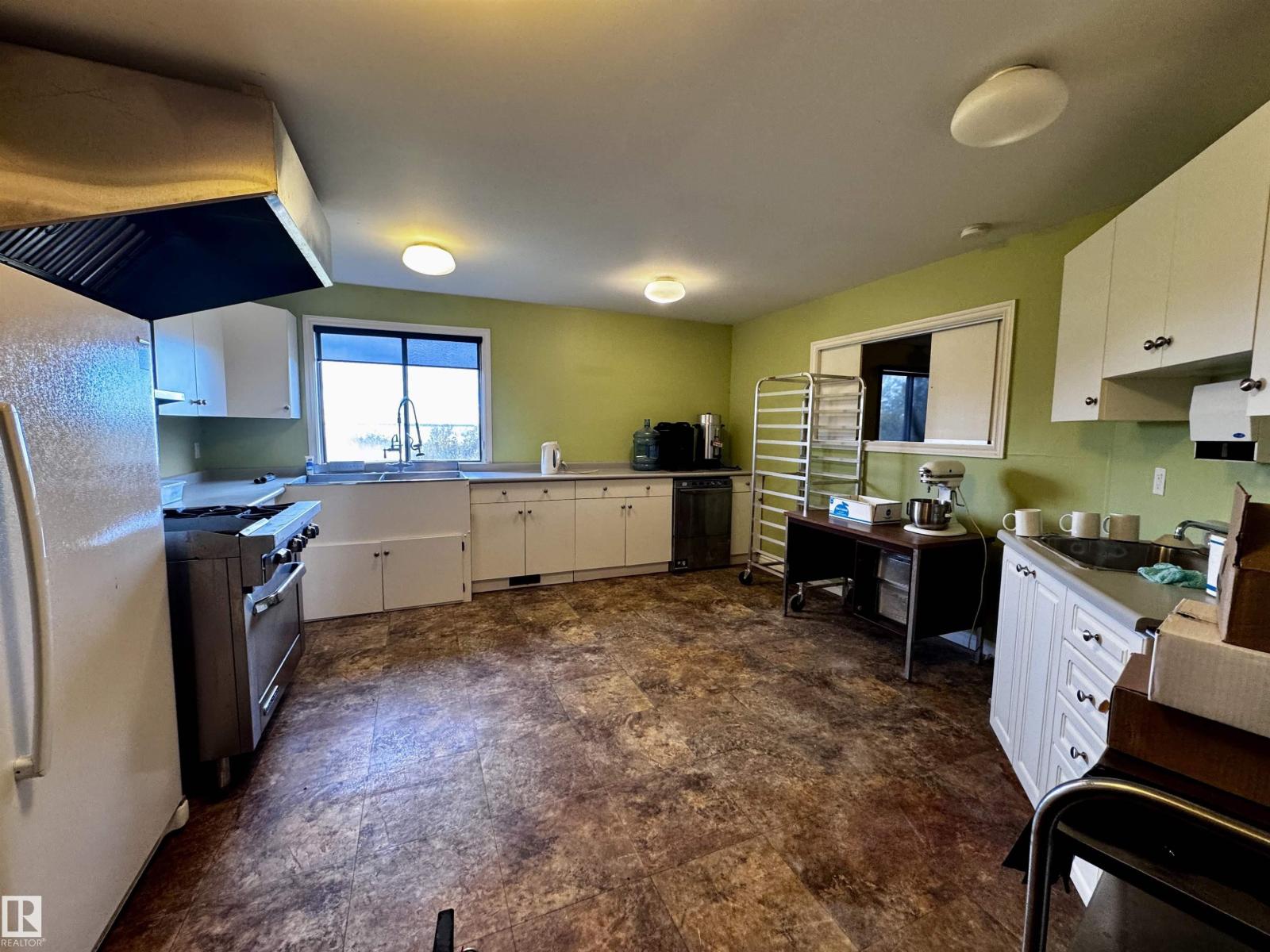 E4486175 Property Photo 44