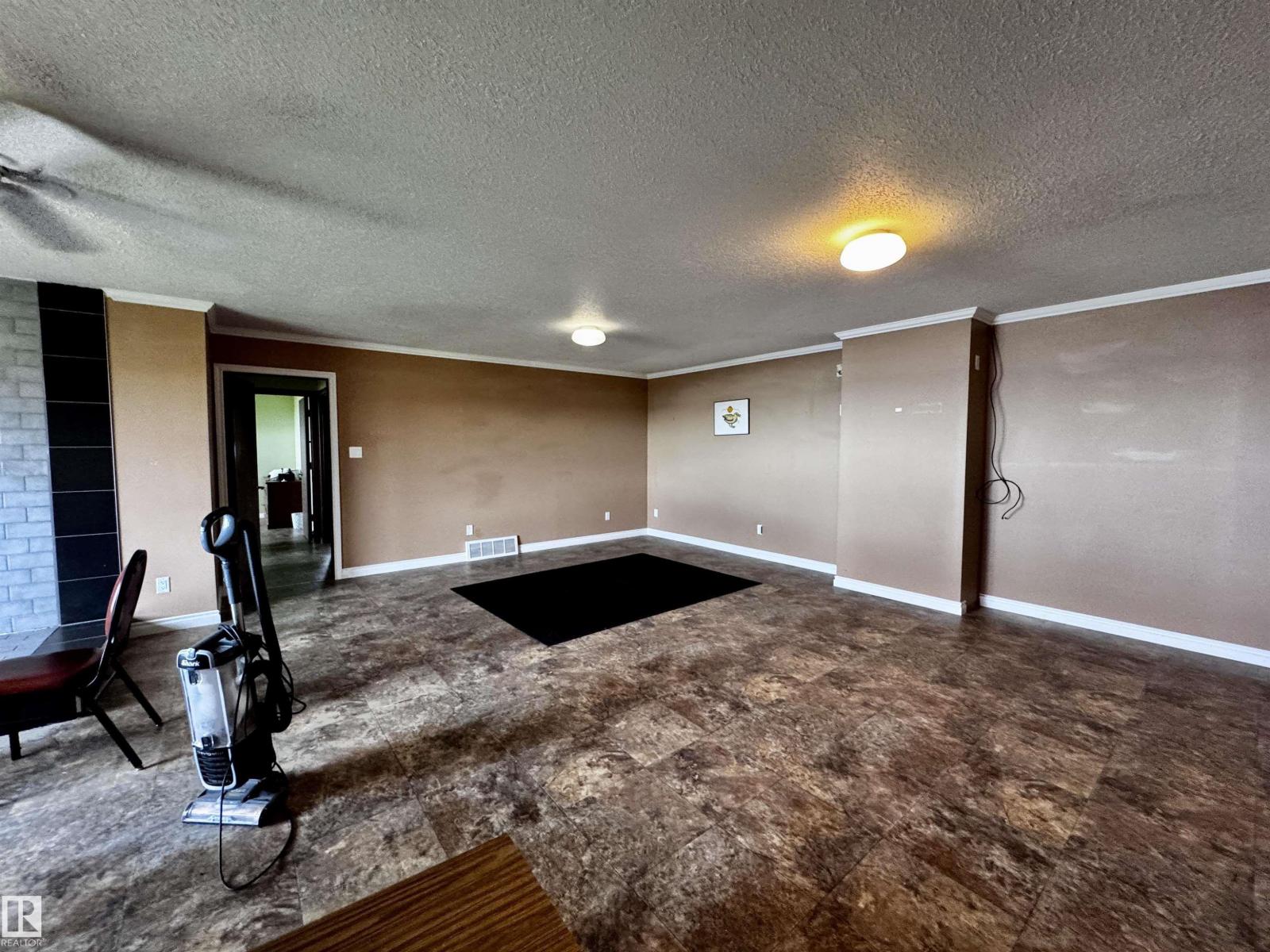 E4486175 Property Photo 49