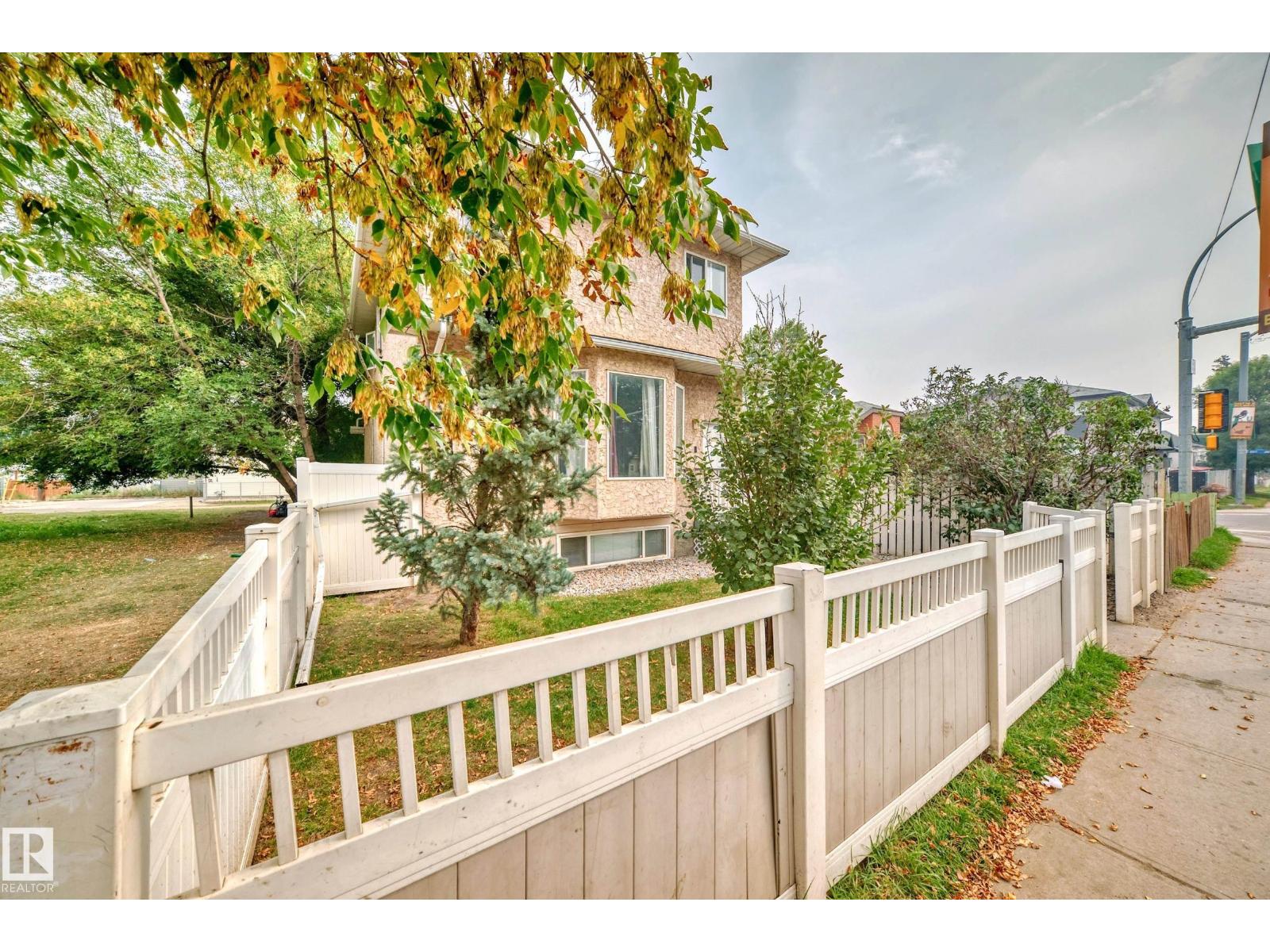 10711a 95 St Nw Property Photo 28