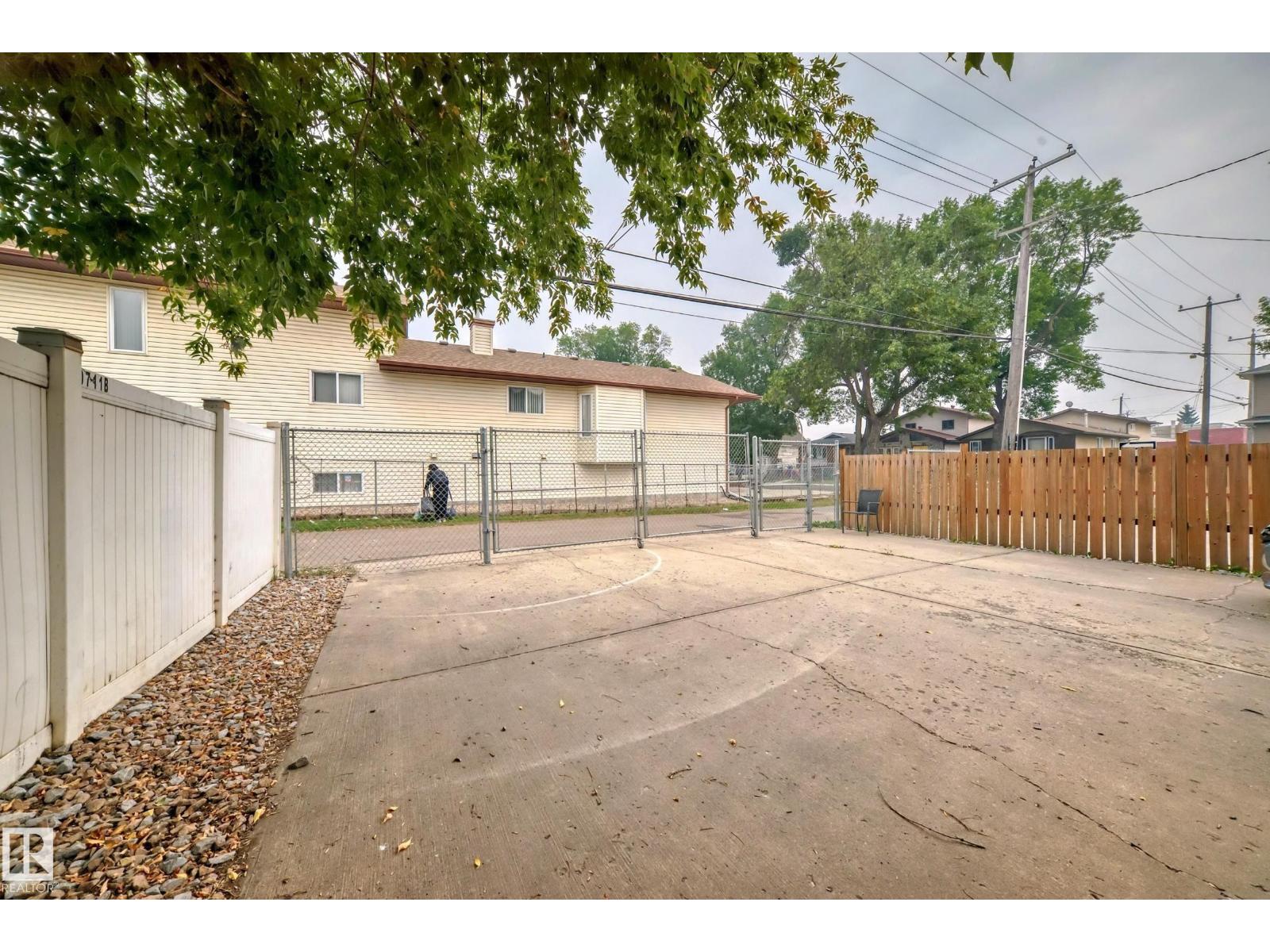10711a 95 St Nw Property Photo 35