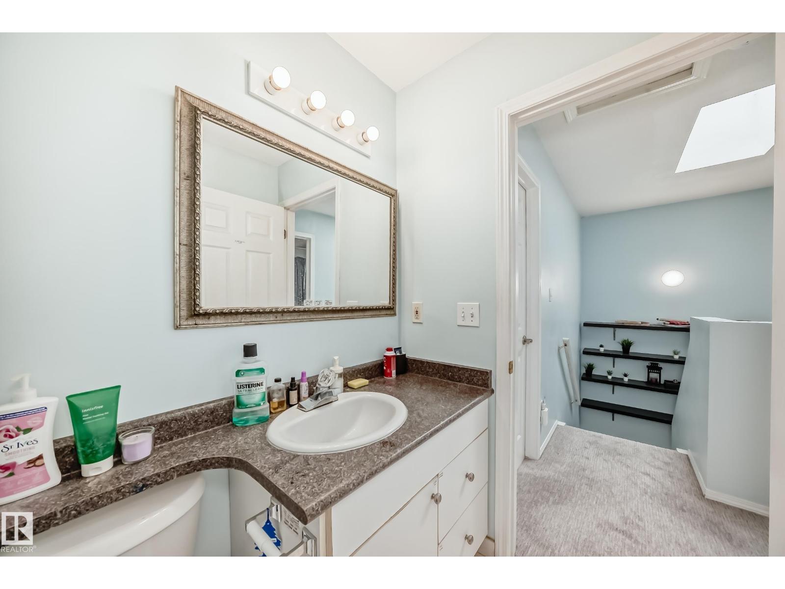 10711a 95 St Nw Property Photo 42