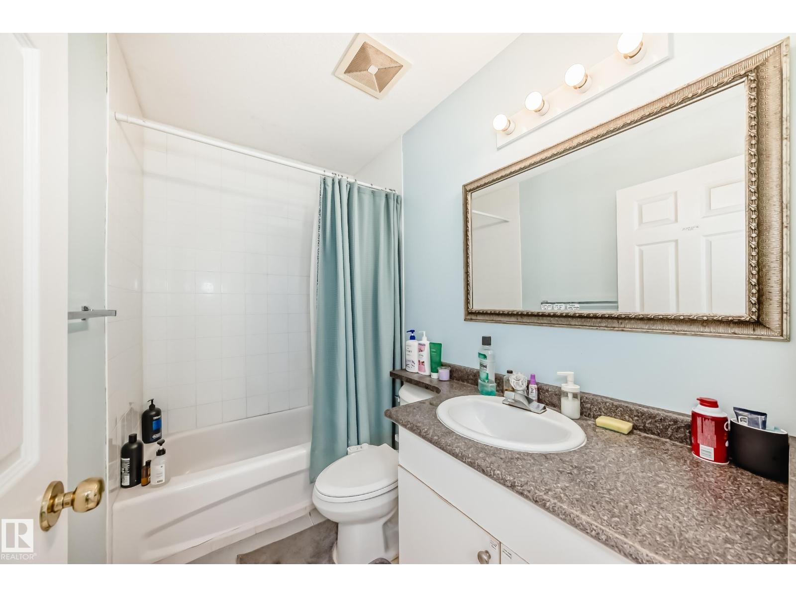 10711a 95 St Nw Property Photo 43