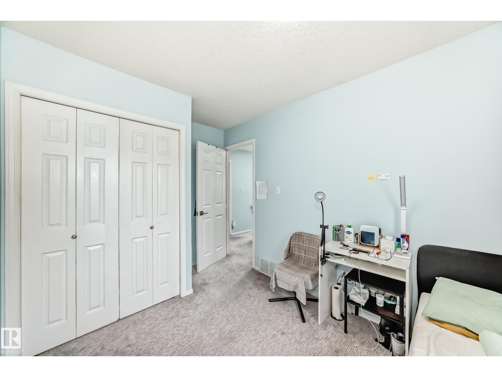 10711a 95 St Nw Property Photo 49