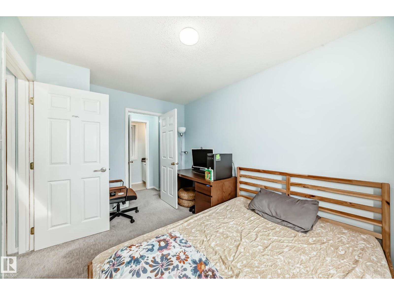 10711a 95 St Nw Property Photo 55