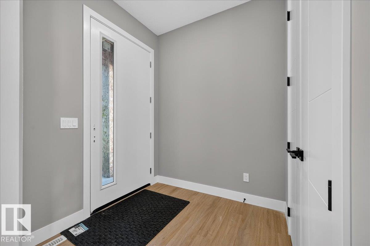 53 Mockingbird Cres Property Photo 6