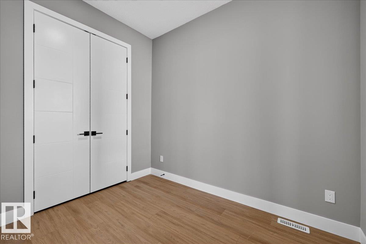 53 Mockingbird Cres Property Photo 11