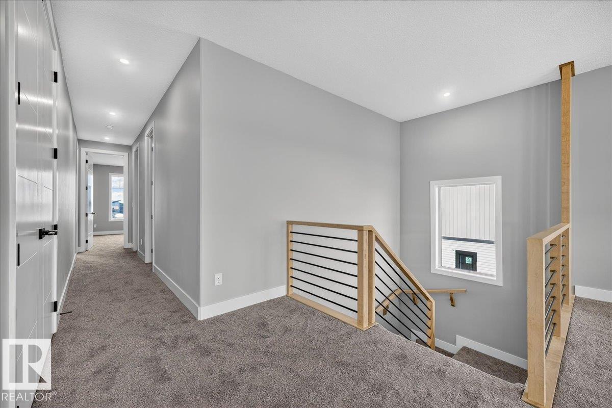 53 Mockingbird Cres Property Photo 32