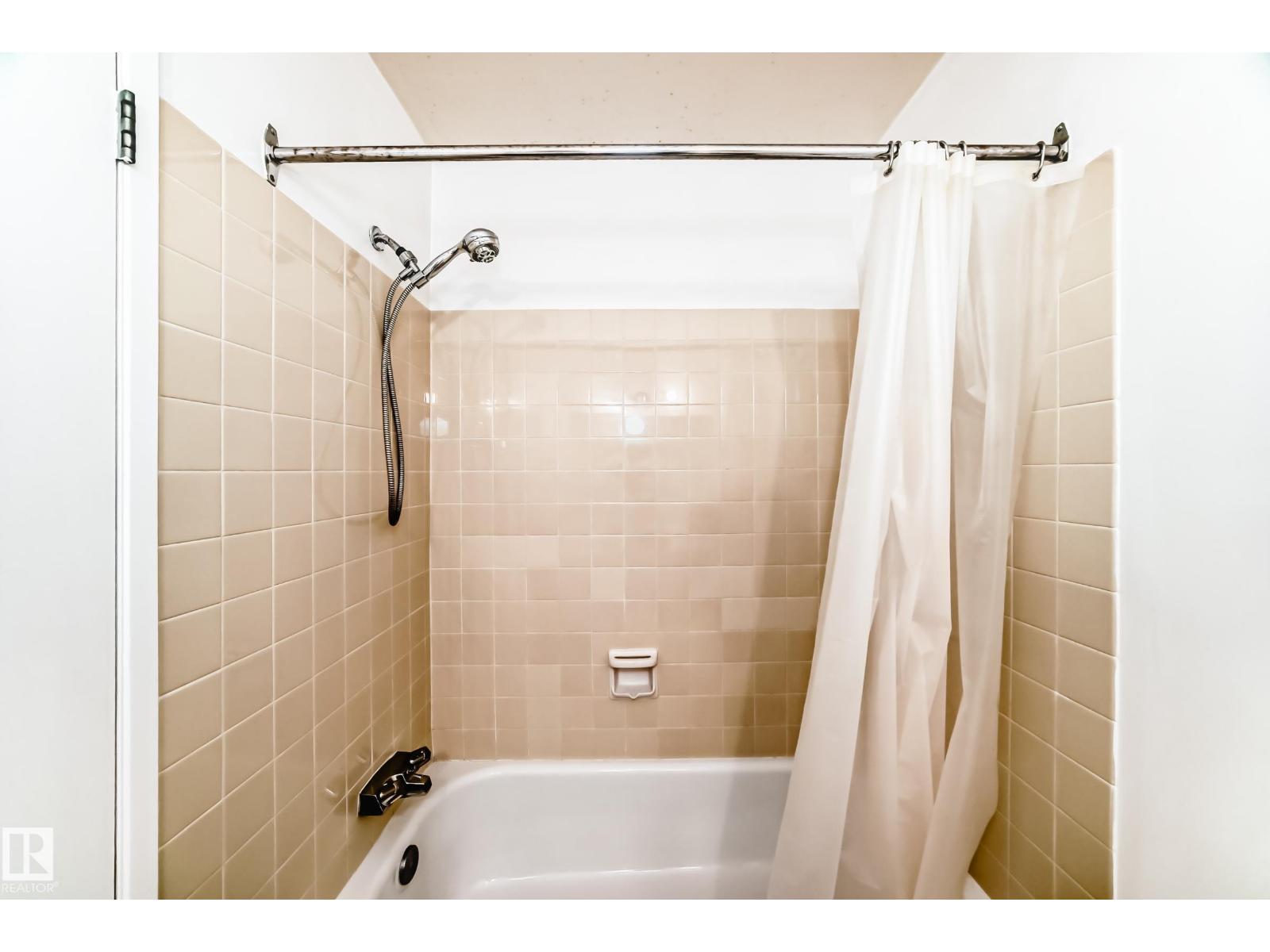 #423 5125 Riverbend Rd Nw Property Photo 40