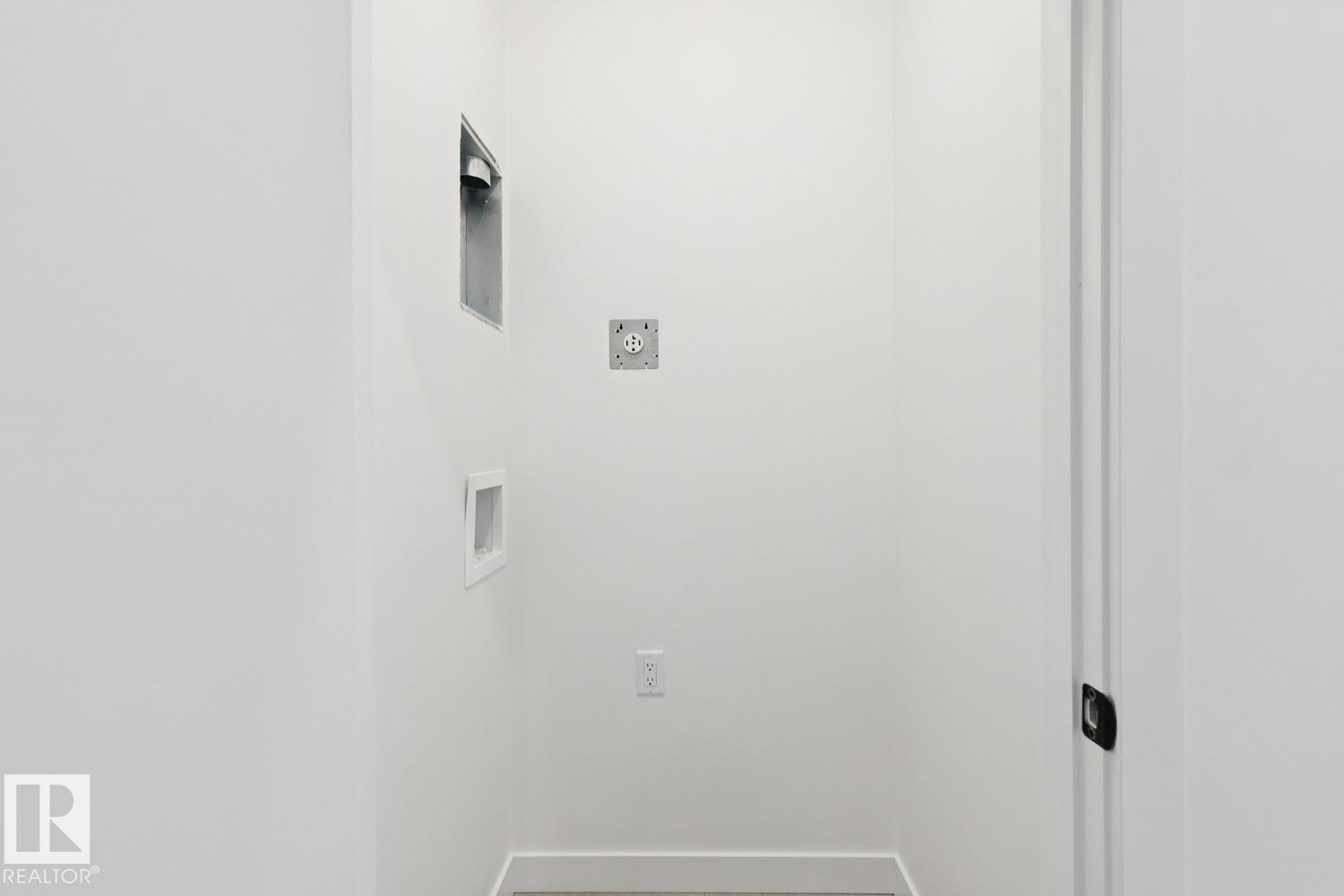 14816 93 Av Nw Property Photo 24