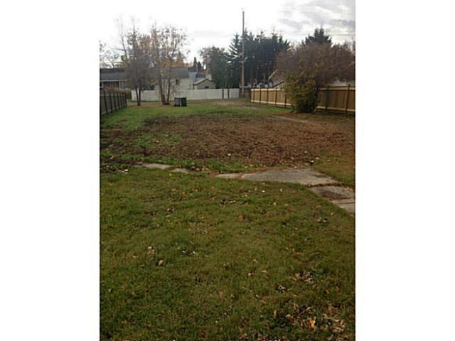 5018 52 Av Property Photo 1