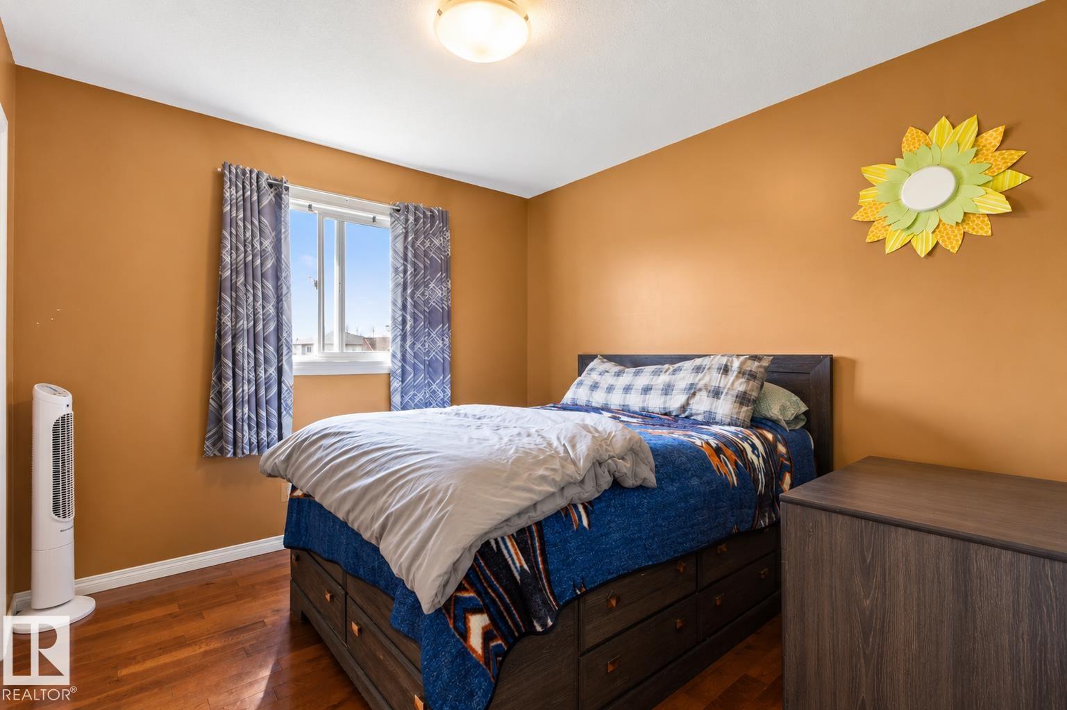 4608 39 St Property Photo 17
