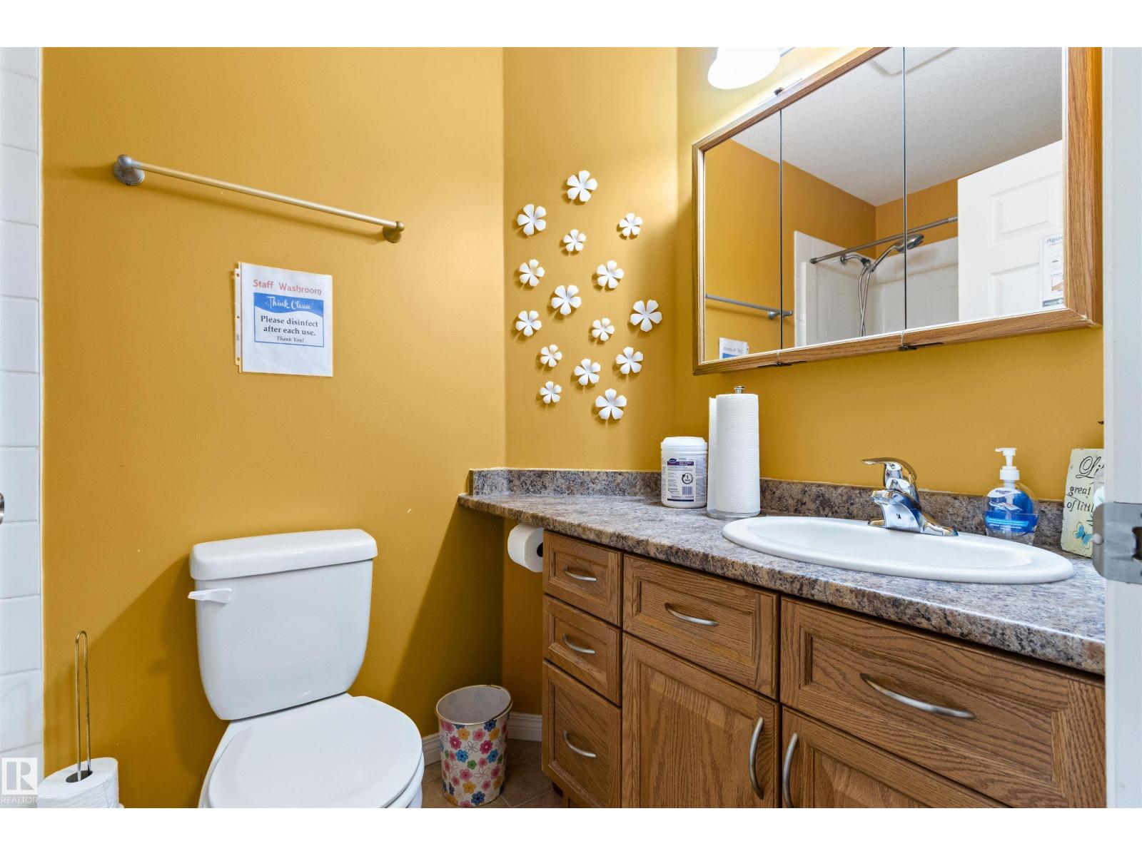 4608 39 St Property Photo 19