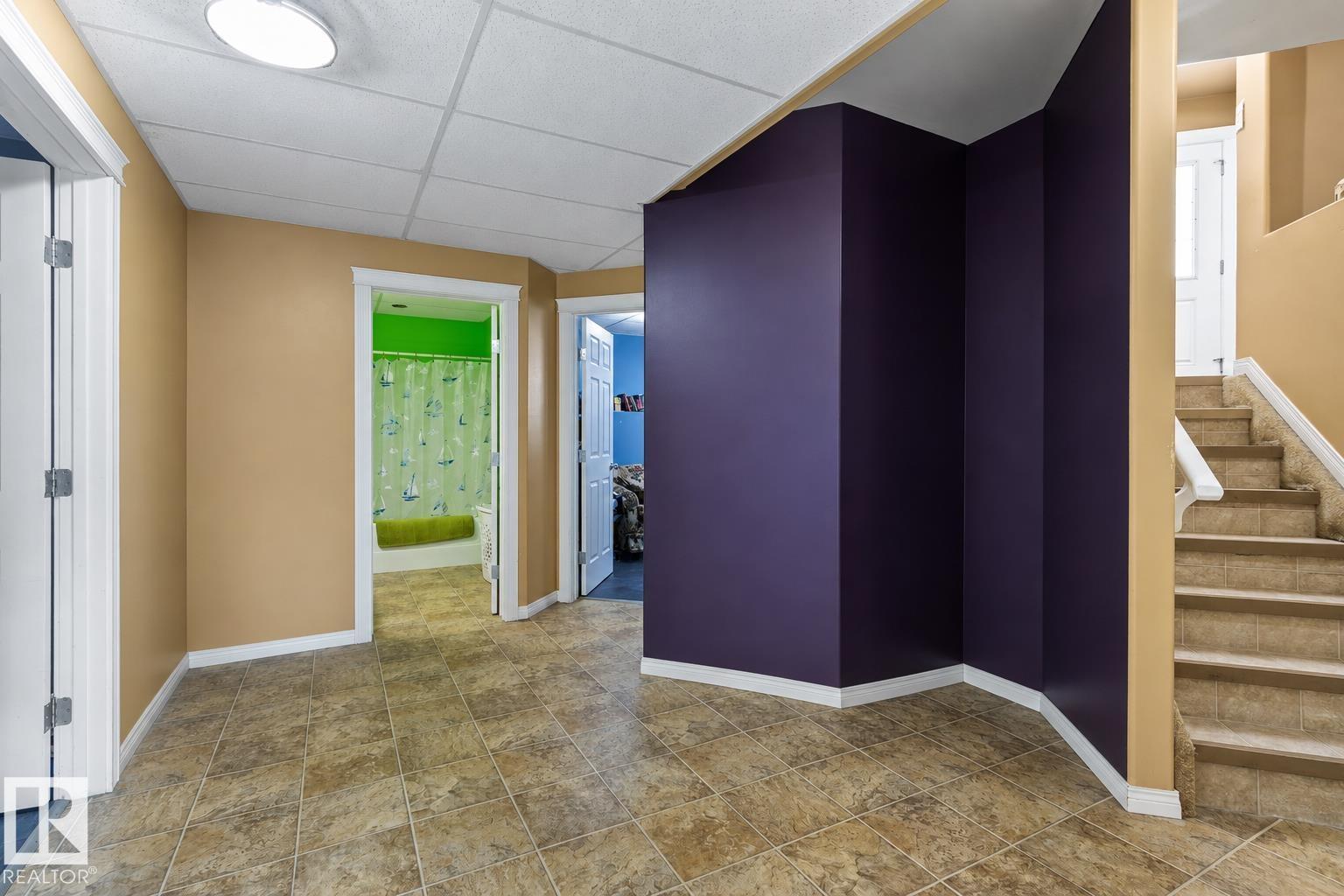 4608 39 St Property Photo 20