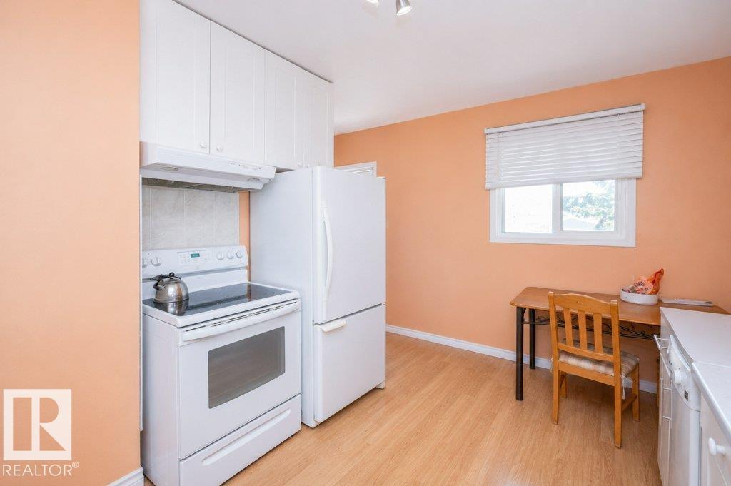4906 51 St Property Photo 10
