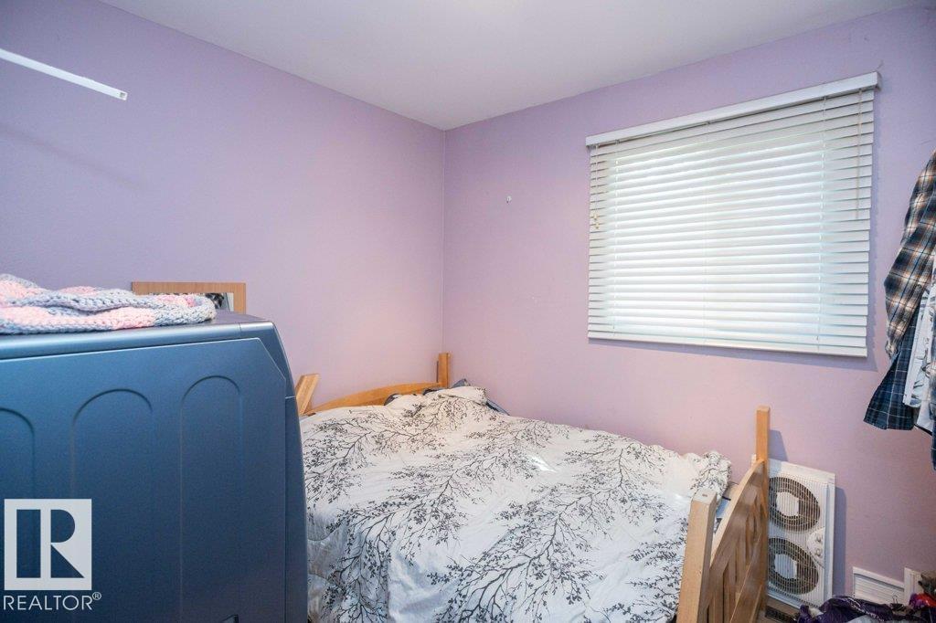 4906 51 St Property Photo 18