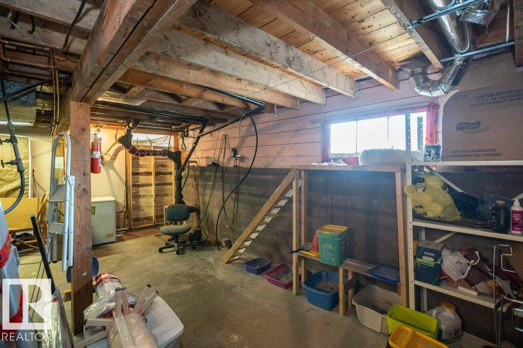 4906 51 St Property Photo 24