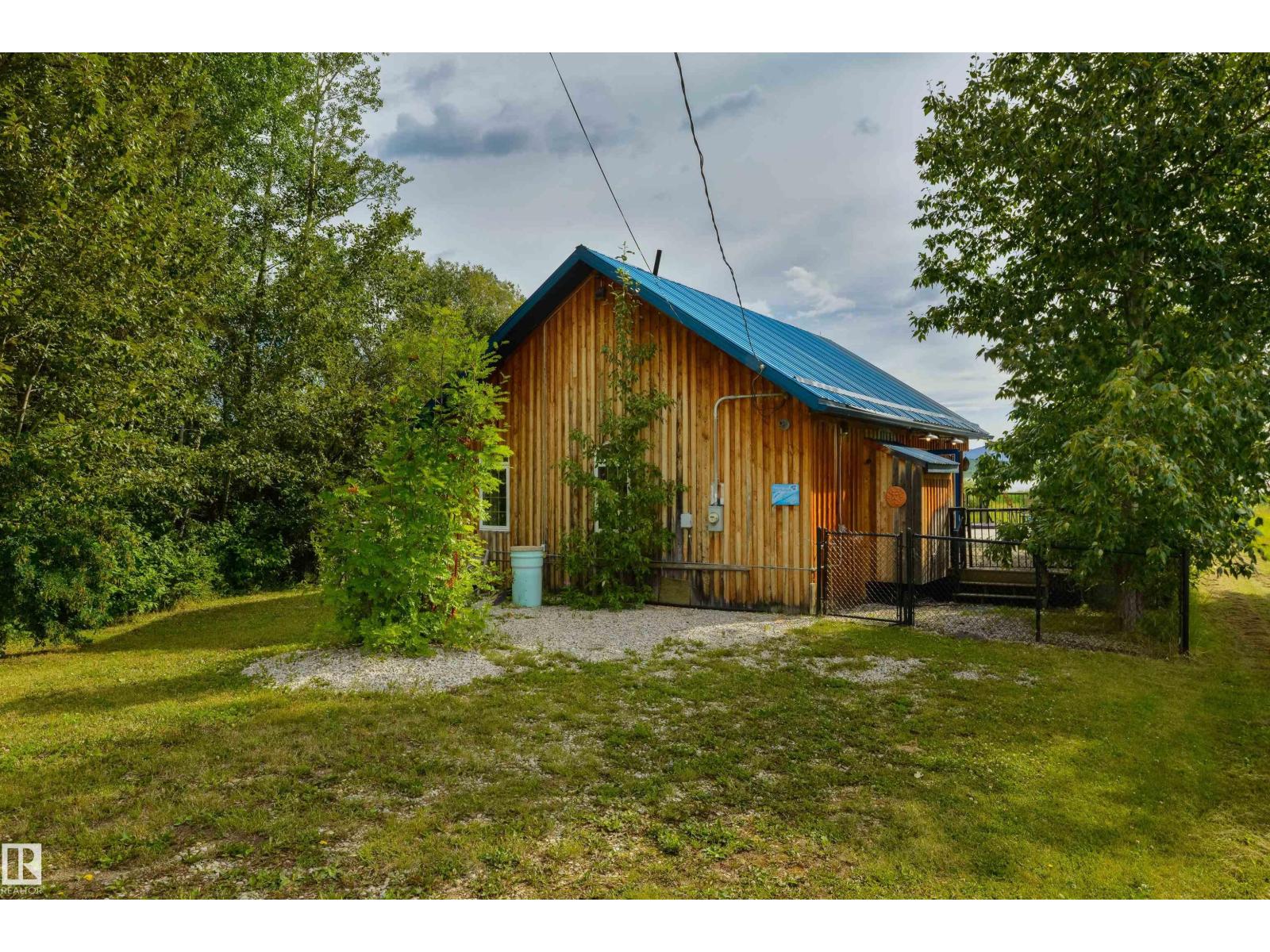 113 Bayview Dr Property Photo 4