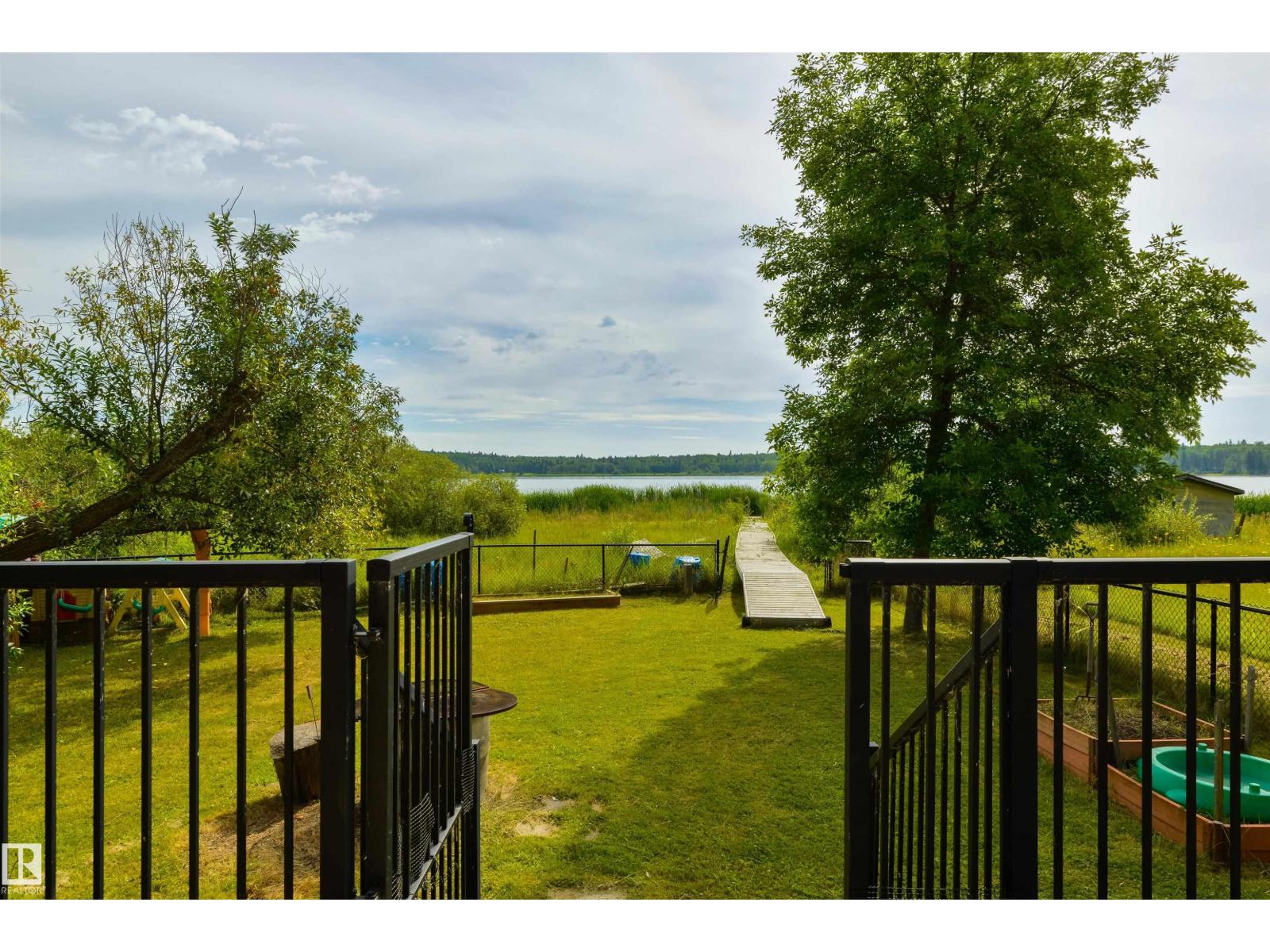 113 Bayview Dr Property Photo 25
