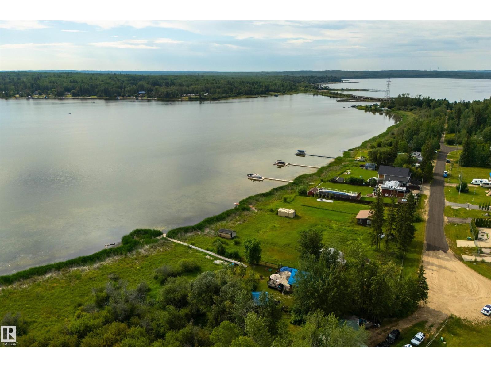 113 Bayview Dr Property Photo 40