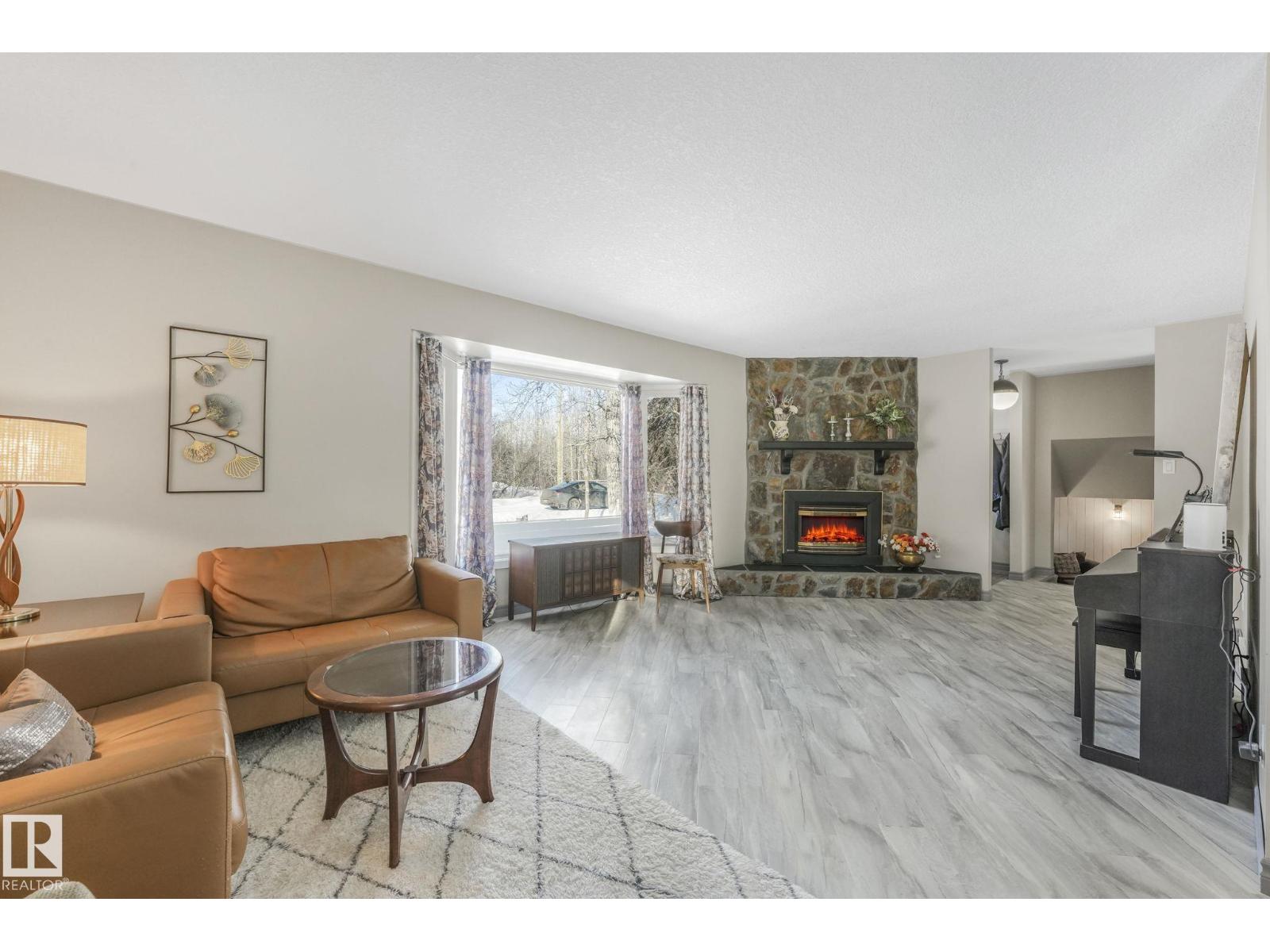 4835 60 St Property Photo 19