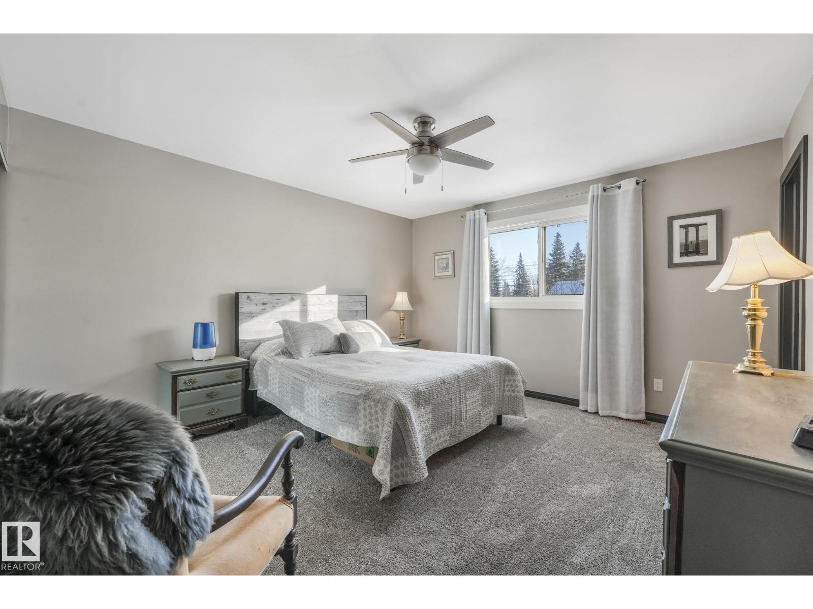 4835 60 St Property Photo 33