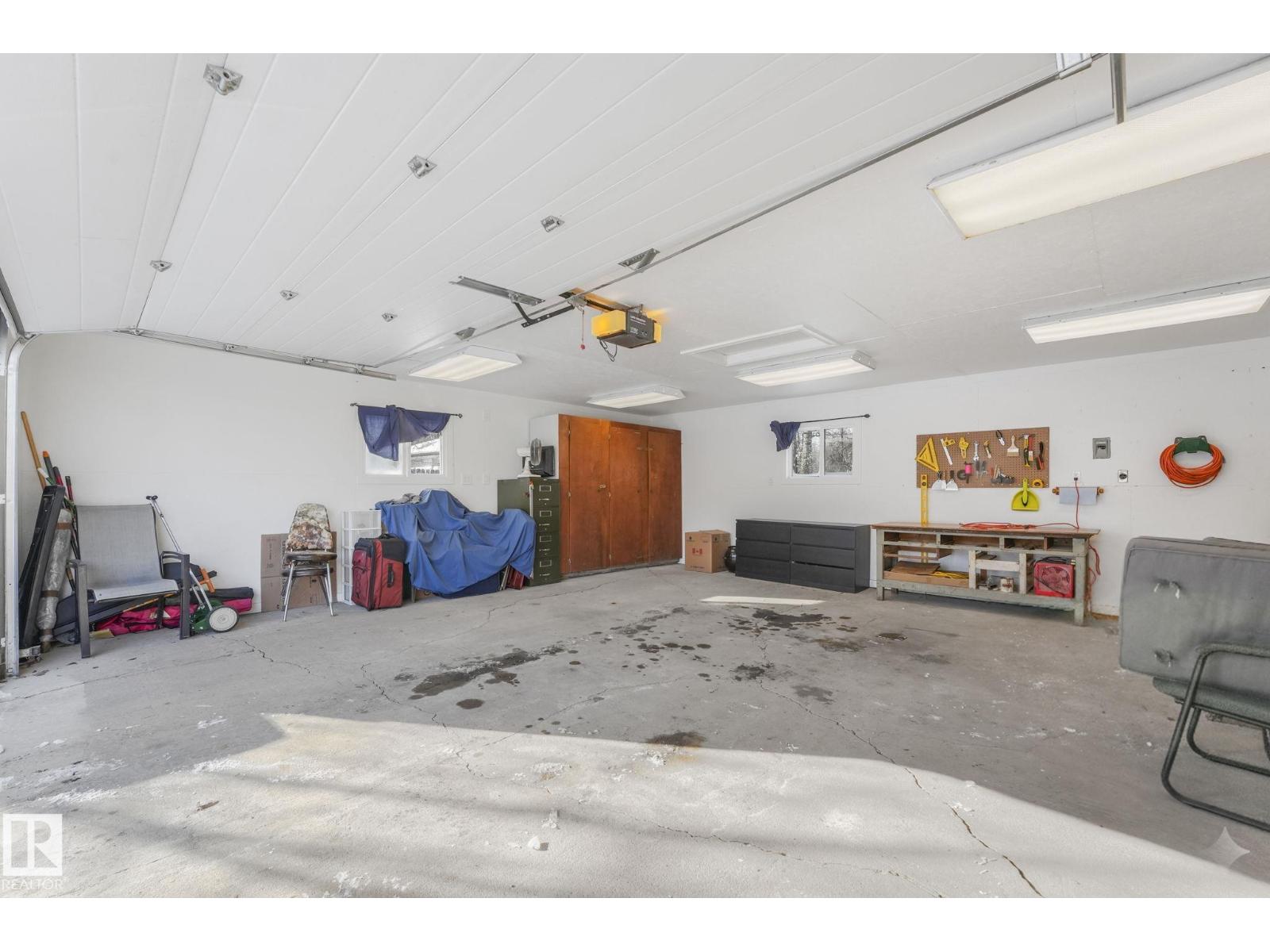 4835 60 St Property Photo 45