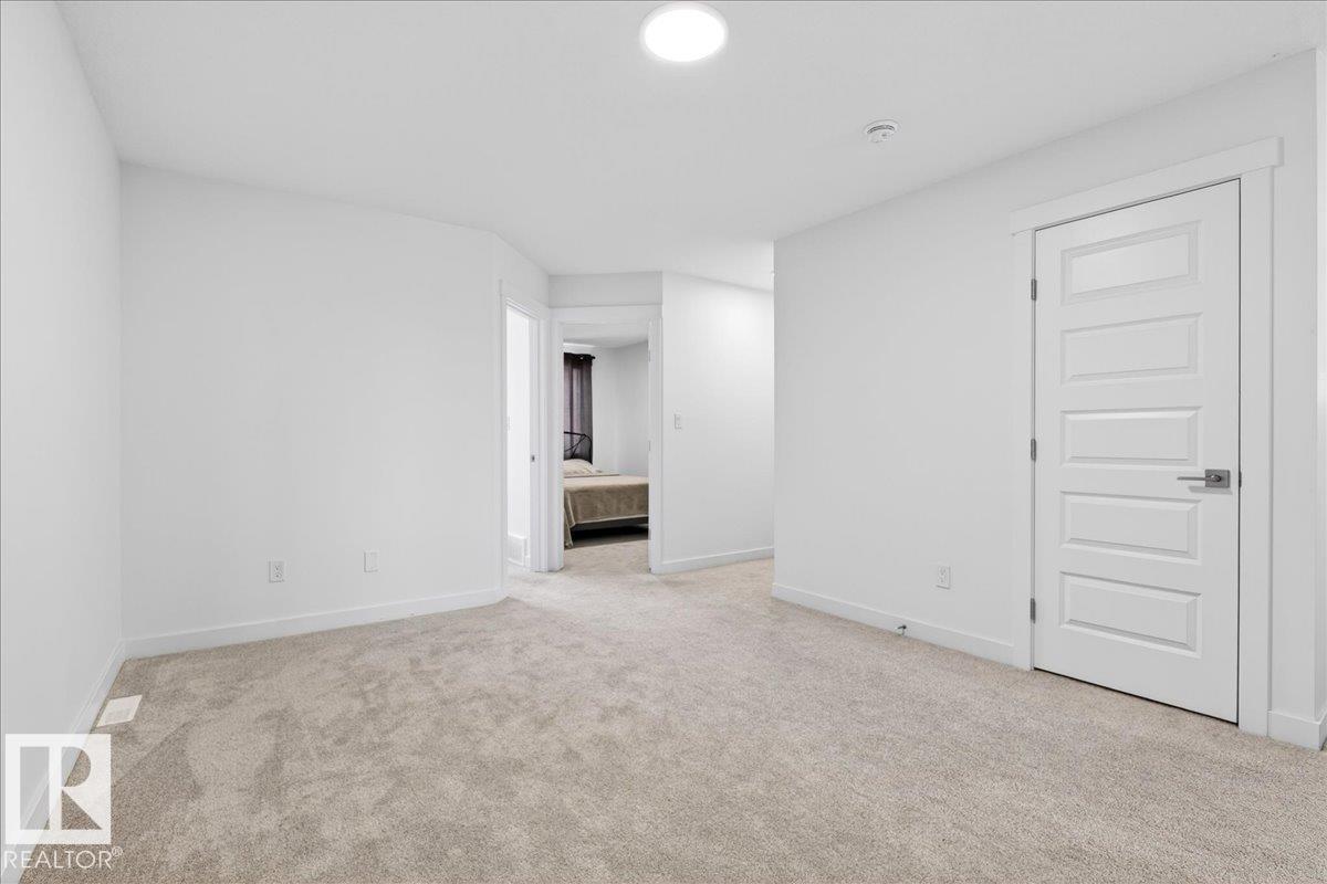 #15 1910 Collip View Vw Sw Sw Property Photo 44