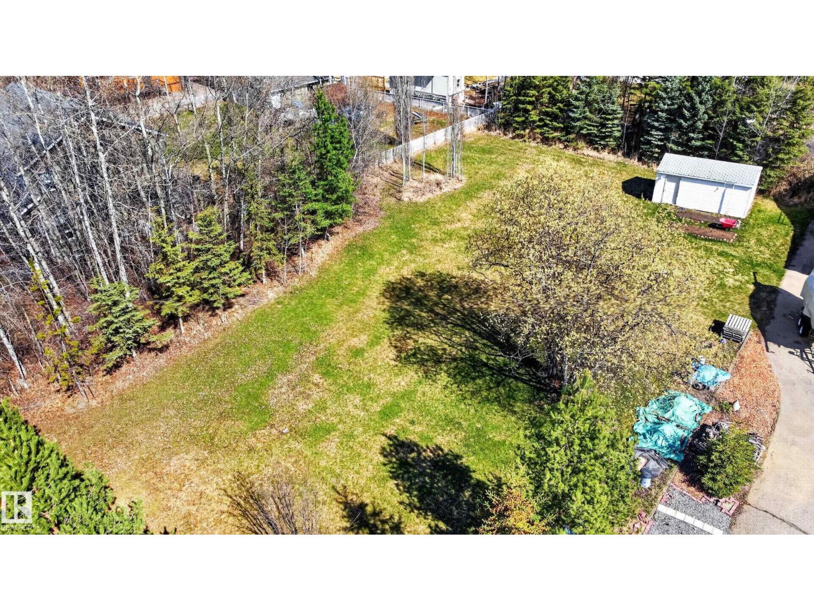 4920 48a Av Property Photo 1